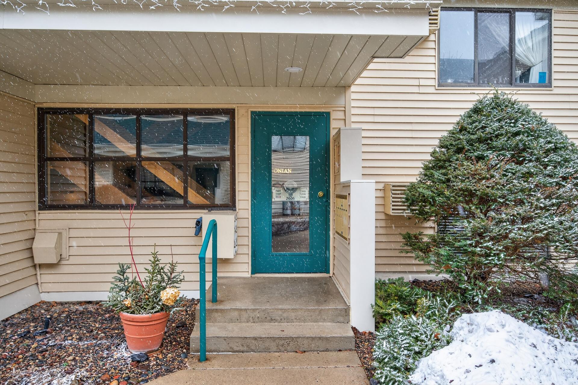 View of Residential at 7606 York Avenue #7107, Edina MN 55435, Edina (43 of 53) - Mike Wilen | Minnesota Team Real Estate