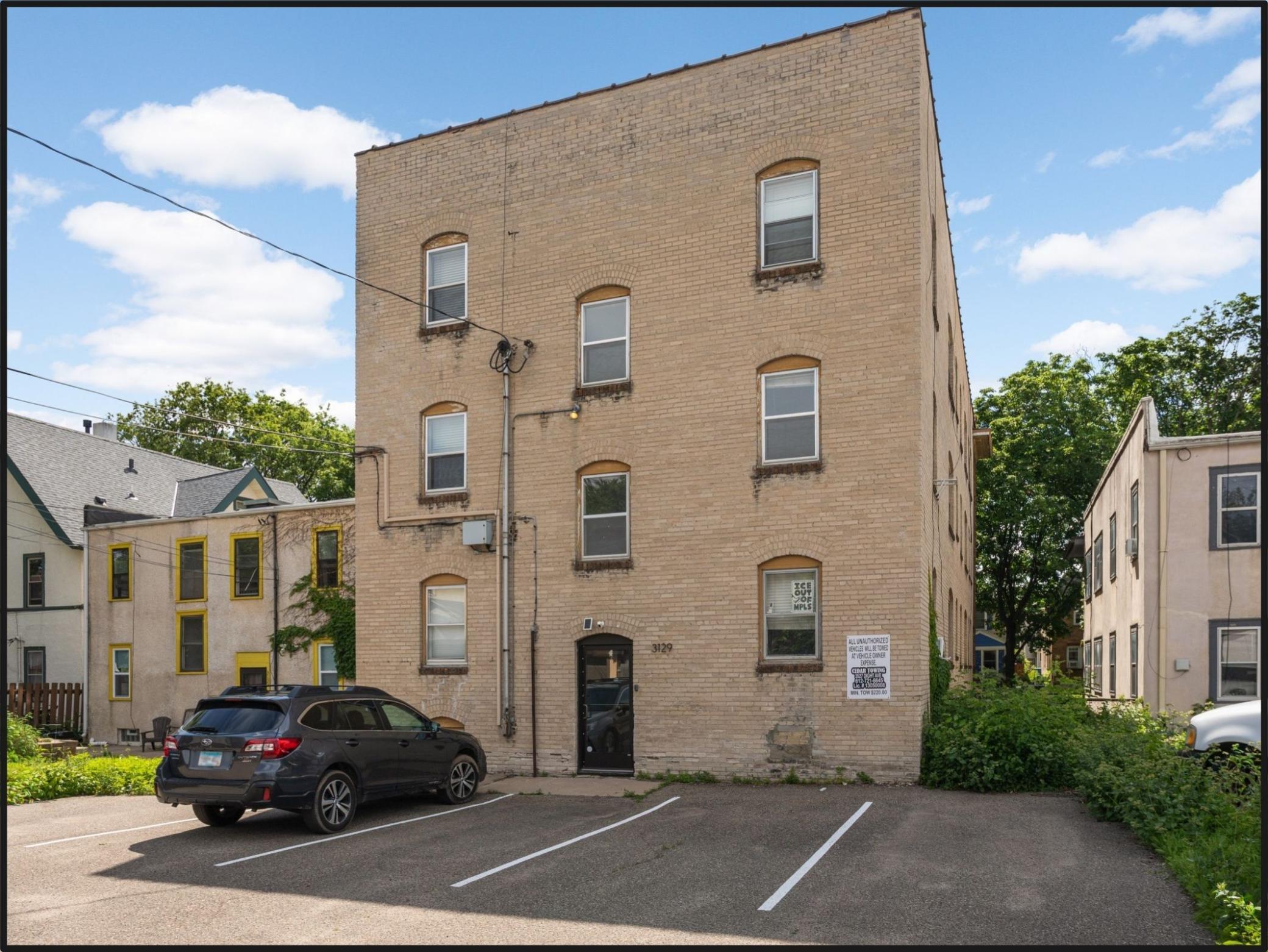 View of Residential at 3129 Fremont Avenue #3, Minneapolis MN 55408, Minneapolis (14 of 15) - Mike Wilen | Minnesota Team Real Estate