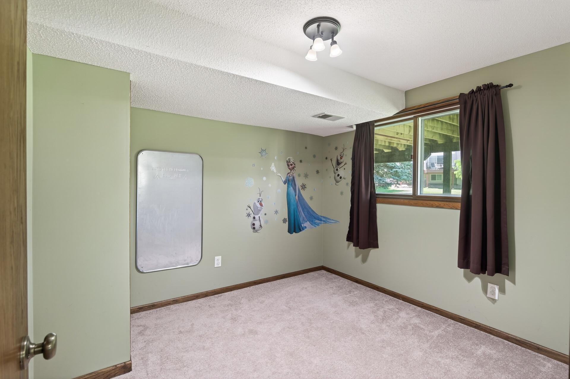 View of Residential at 929 94th Avenue, Blaine MN 55434, Blaine (24 of 27) - Mike Wilen | Minnesota Team Real Estate