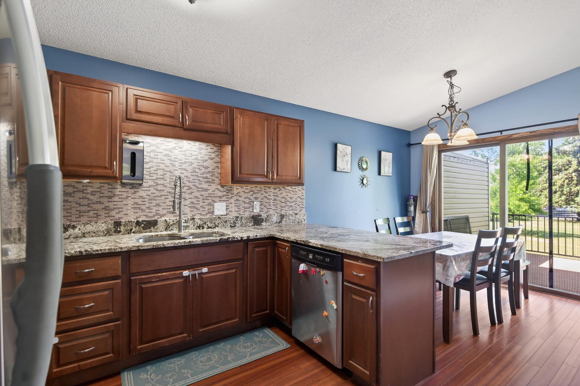 View of Residential at 929 94th Avenue, Blaine MN 55434, Blaine (14 of 27) - Mike Wilen | Minnesota Team Real Estate