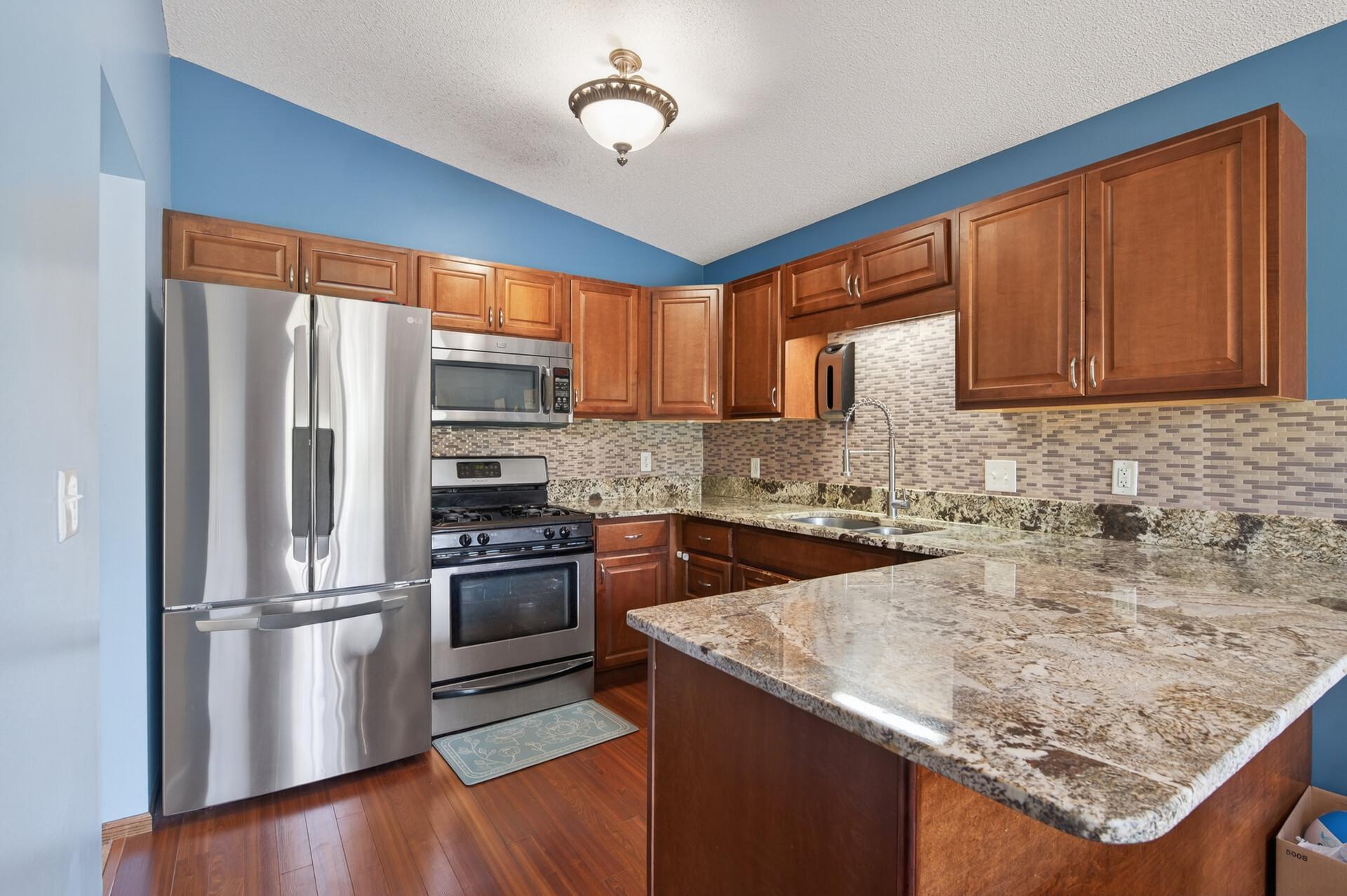 View of Residential at 929 94th Avenue, Blaine MN 55434, Blaine (12 of 27) - Mike Wilen | Minnesota Team Real Estate