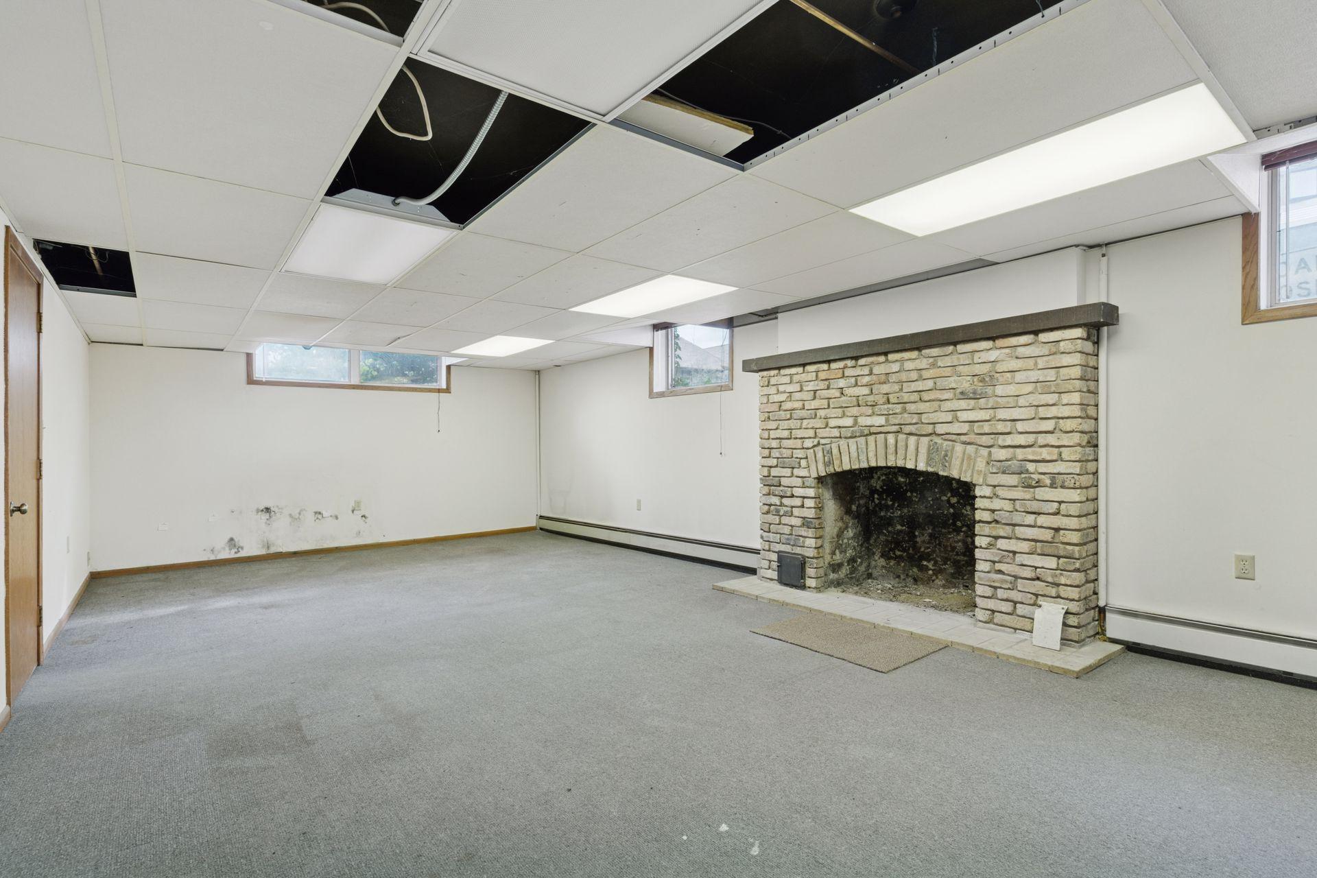 View of Commercial Sale at 2318 1st Avenue, Minneapolis MN 55404, Minneapolis (56 of 67) - Mike Wilen | Minnesota Team Real Estate