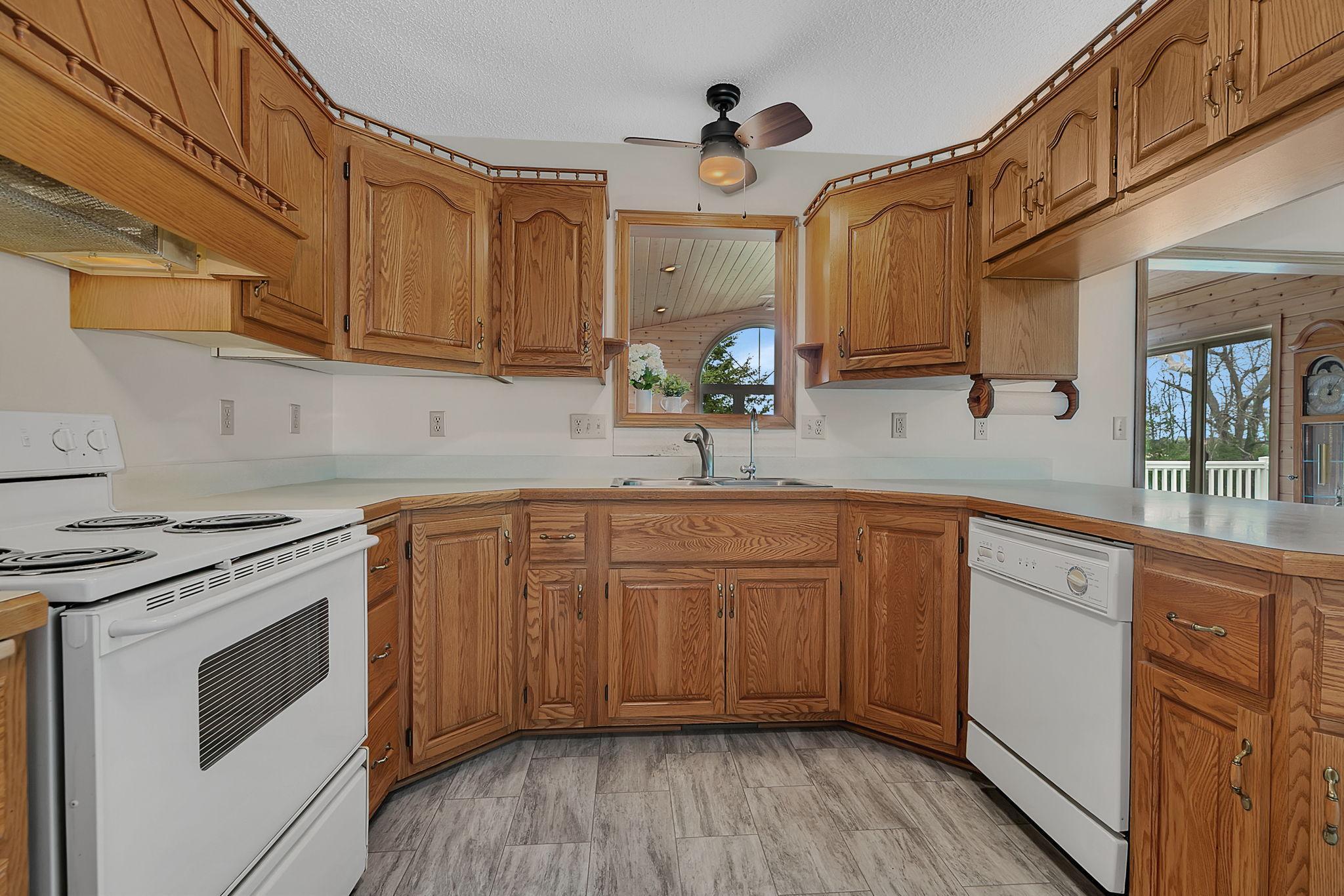 View of Residential at 1711 54th Street, Saint Cloud MN 56304, Saint Cloud (4 of 43) - Mike Wilen | Minnesota Team Real Estate