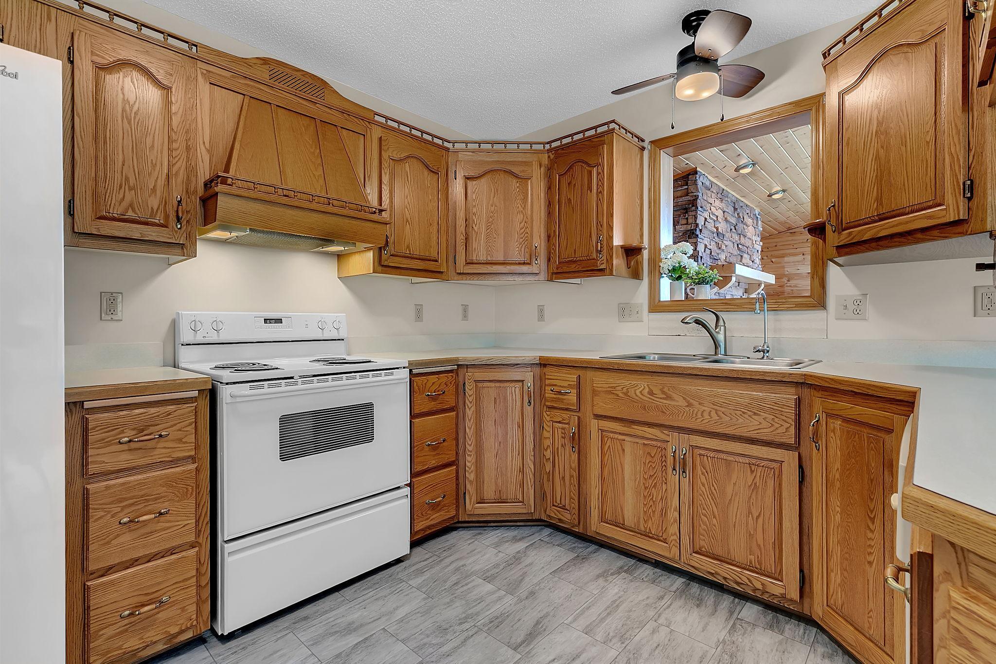 View of Residential at 1711 54th Street, Saint Cloud MN 56304, Saint Cloud (25 of 43) - Mike Wilen | Minnesota Team Real Estate