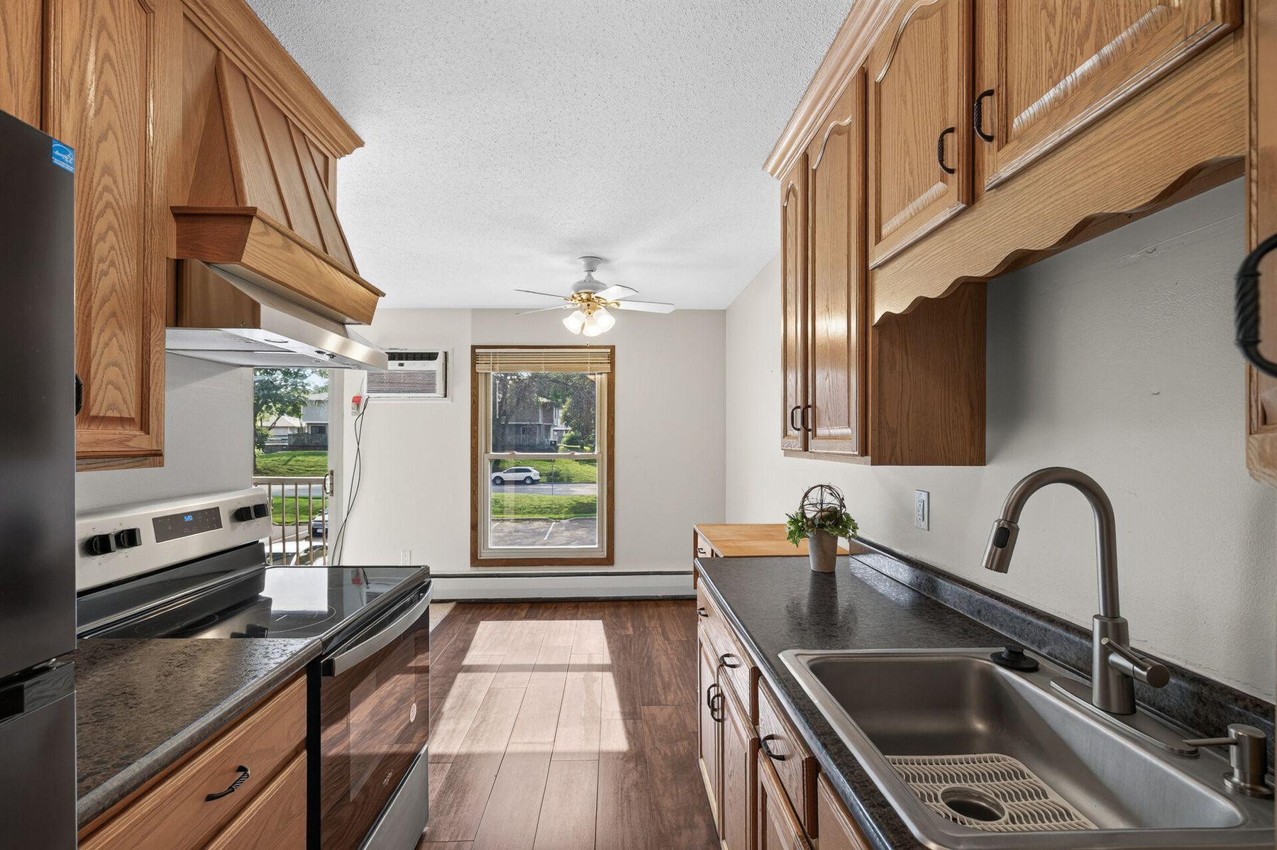 View of Residential at 921 11th Avenue #5, Hopkins MN 55343, Hopkins (4 of 26) - Mike Wilen | Minnesota Team Real Estate