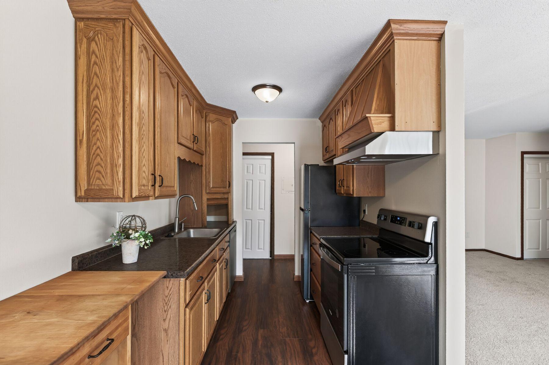 View of Residential at 921 11th Avenue #5, Hopkins MN 55343, Hopkins (3 of 26) - Mike Wilen | Minnesota Team Real Estate