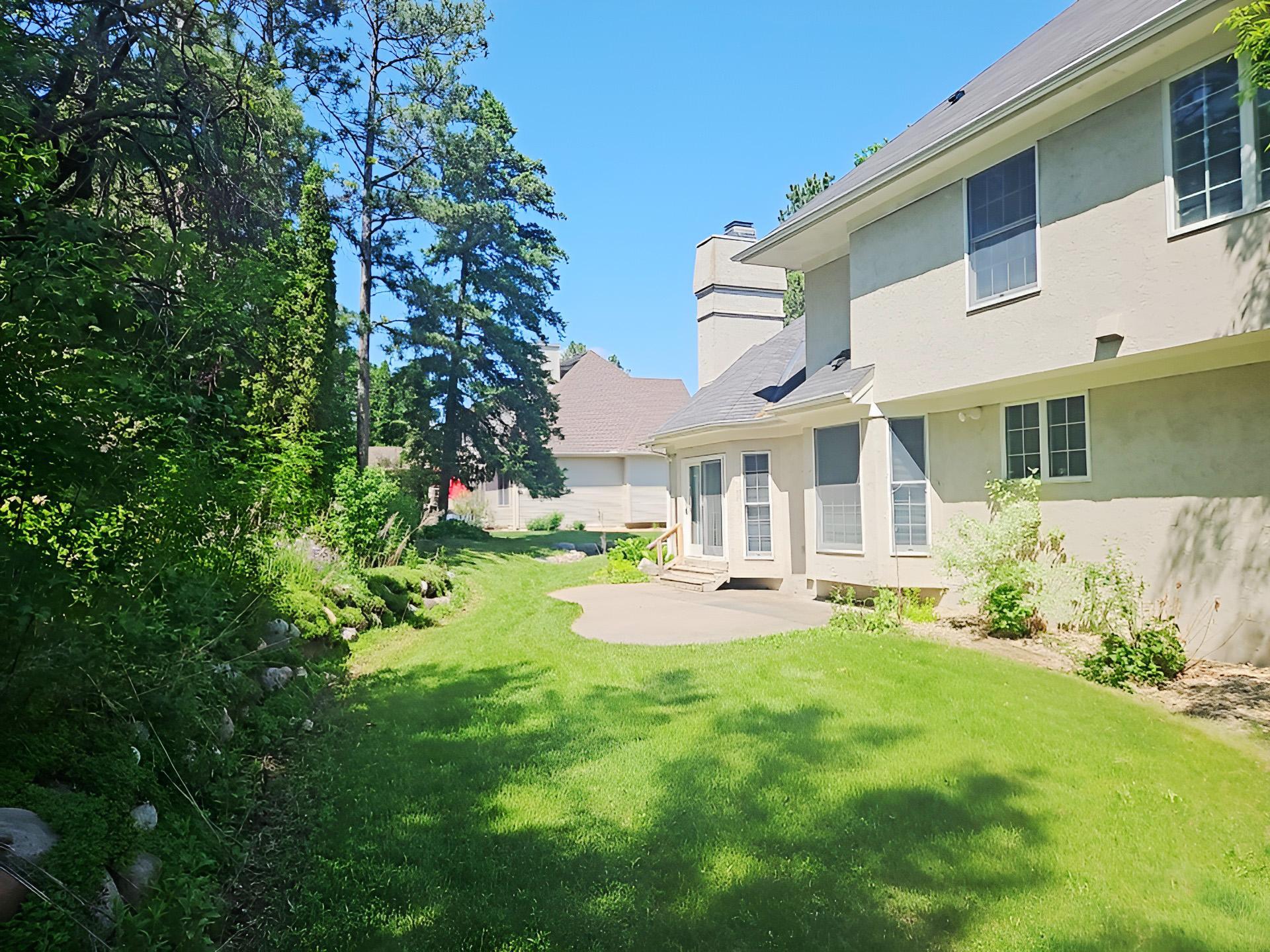 View of Residential at 8982 Hunters Trail, Woodbury MN 55125, Woodbury (38 of 41) - Mike Wilen | Minnesota Team Real Estate