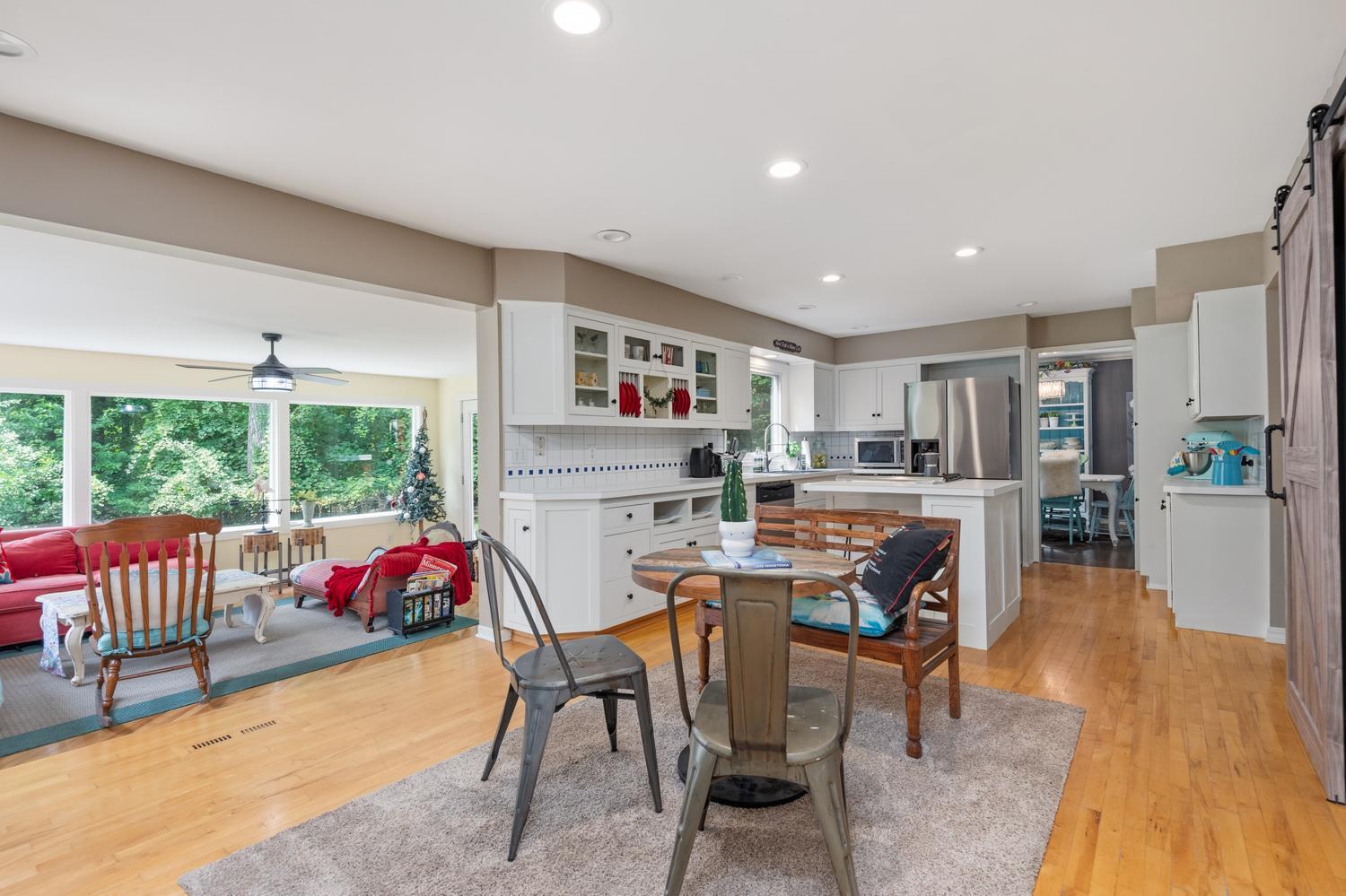 View of Residential at 2530 Old Beach Road, Wayzata MN 55391, Wayzata (12 of 39) - Mike Wilen | Minnesota Team Real Estate