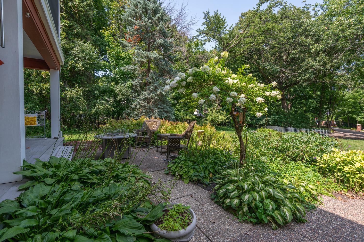View of Residential at 2530 Old Beach Road, Wayzata MN 55391, Wayzata (22 of 39) - Mike Wilen | Minnesota Team Real Estate