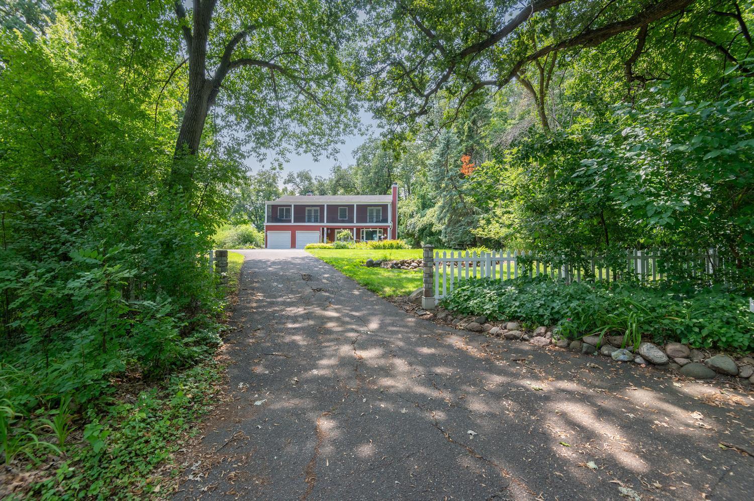 View of Residential at 2530 Old Beach Road, Wayzata MN 55391, Wayzata (2 of 39) - Mike Wilen | Minnesota Team Real Estate