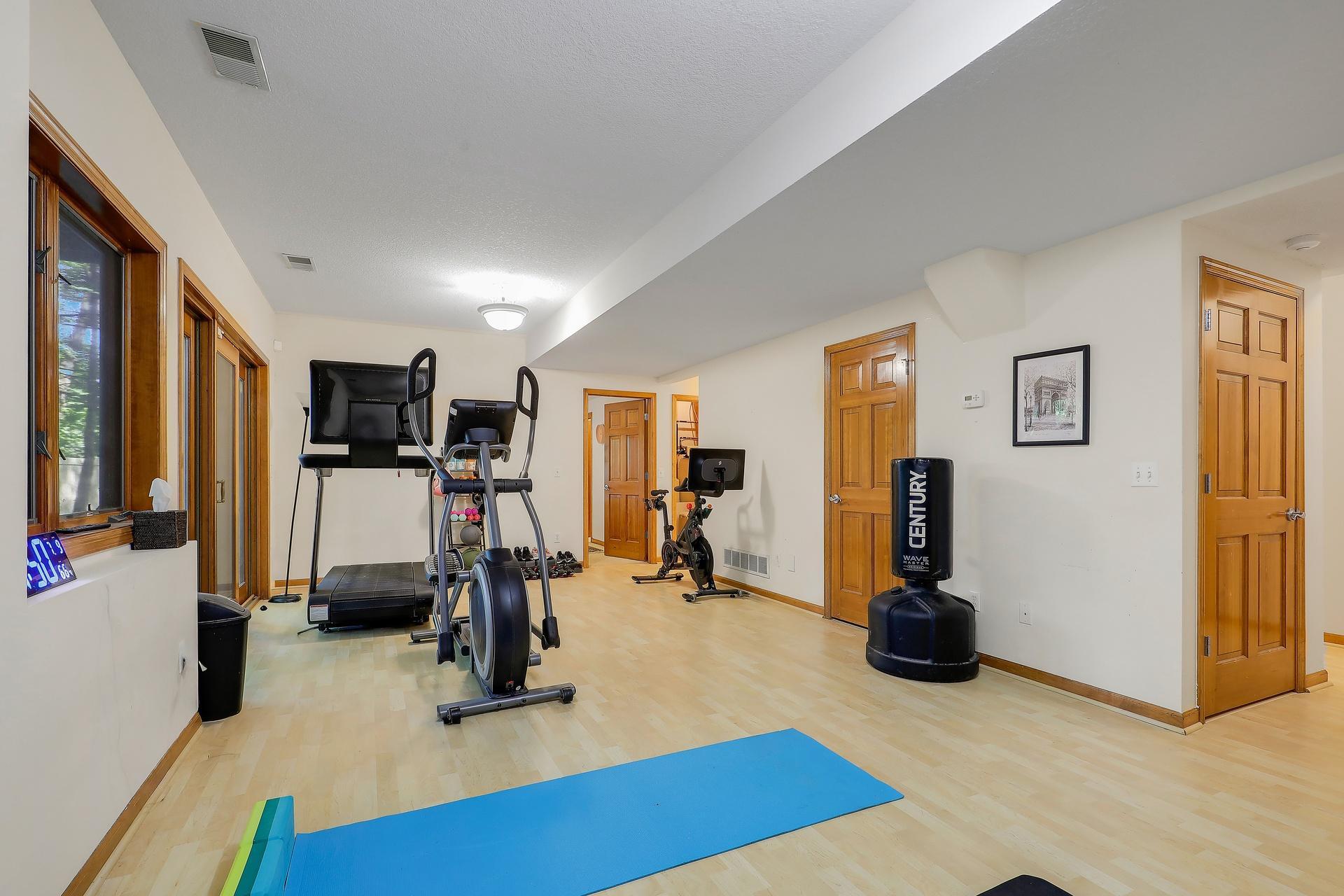 View of Residential at 5900 Vernon Avenue, Edina MN 55436, Edina (32 of 39) - Mike Wilen | Minnesota Team Real Estate