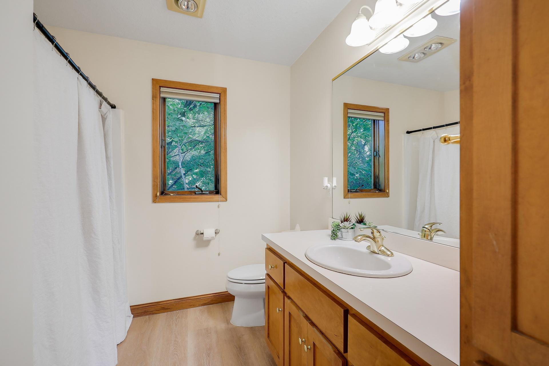 View of Residential at 5900 Vernon Avenue, Edina MN 55436, Edina (30 of 39) - Mike Wilen | Minnesota Team Real Estate