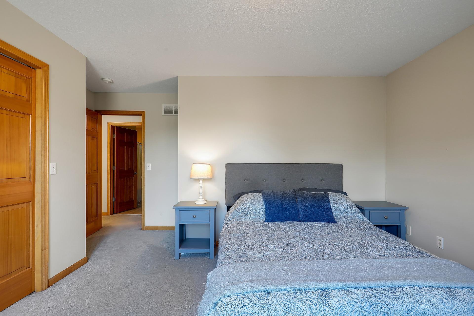 View of Residential at 5900 Vernon Avenue, Edina MN 55436, Edina (28 of 39) - Mike Wilen | Minnesota Team Real Estate
