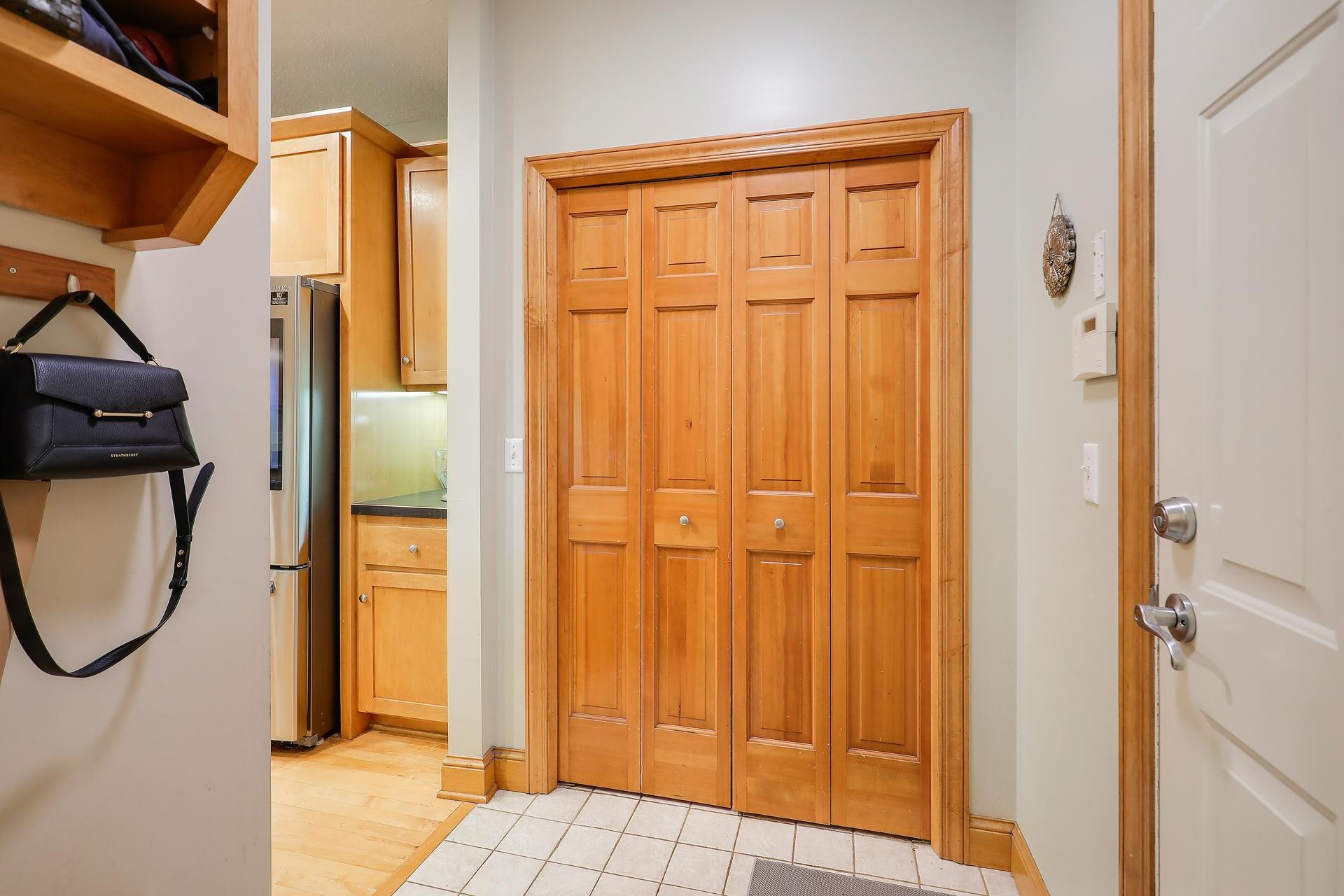 View of Residential at 5900 Vernon Avenue, Edina MN 55436, Edina (22 of 39) - Mike Wilen | Minnesota Team Real Estate