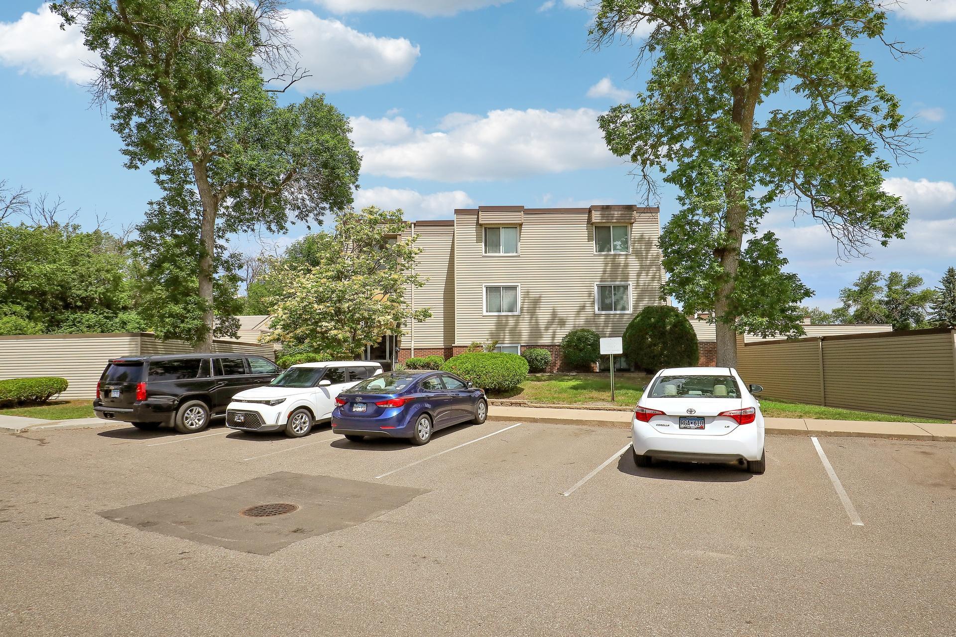 View of Residential at 10840 Rockford Road #212, Plymouth MN 55442, Plymouth (39 of 56) - Mike Wilen | Minnesota Team Real Estate