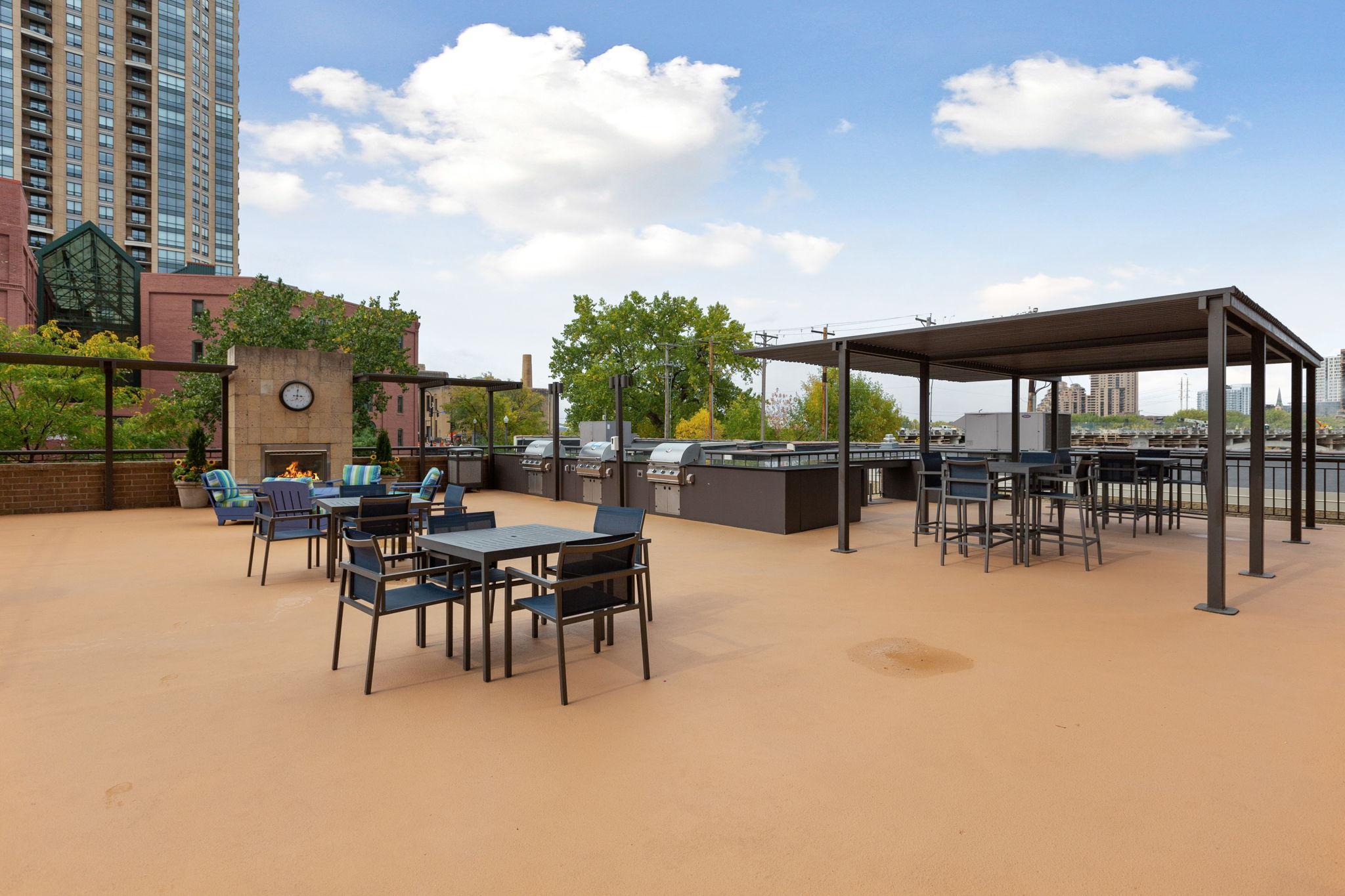 View of Residential at 401 1st Street #321, Minneapolis MN 55401, Minneapolis (61 of 67) - Mike Wilen | Minnesota Team Real Estate