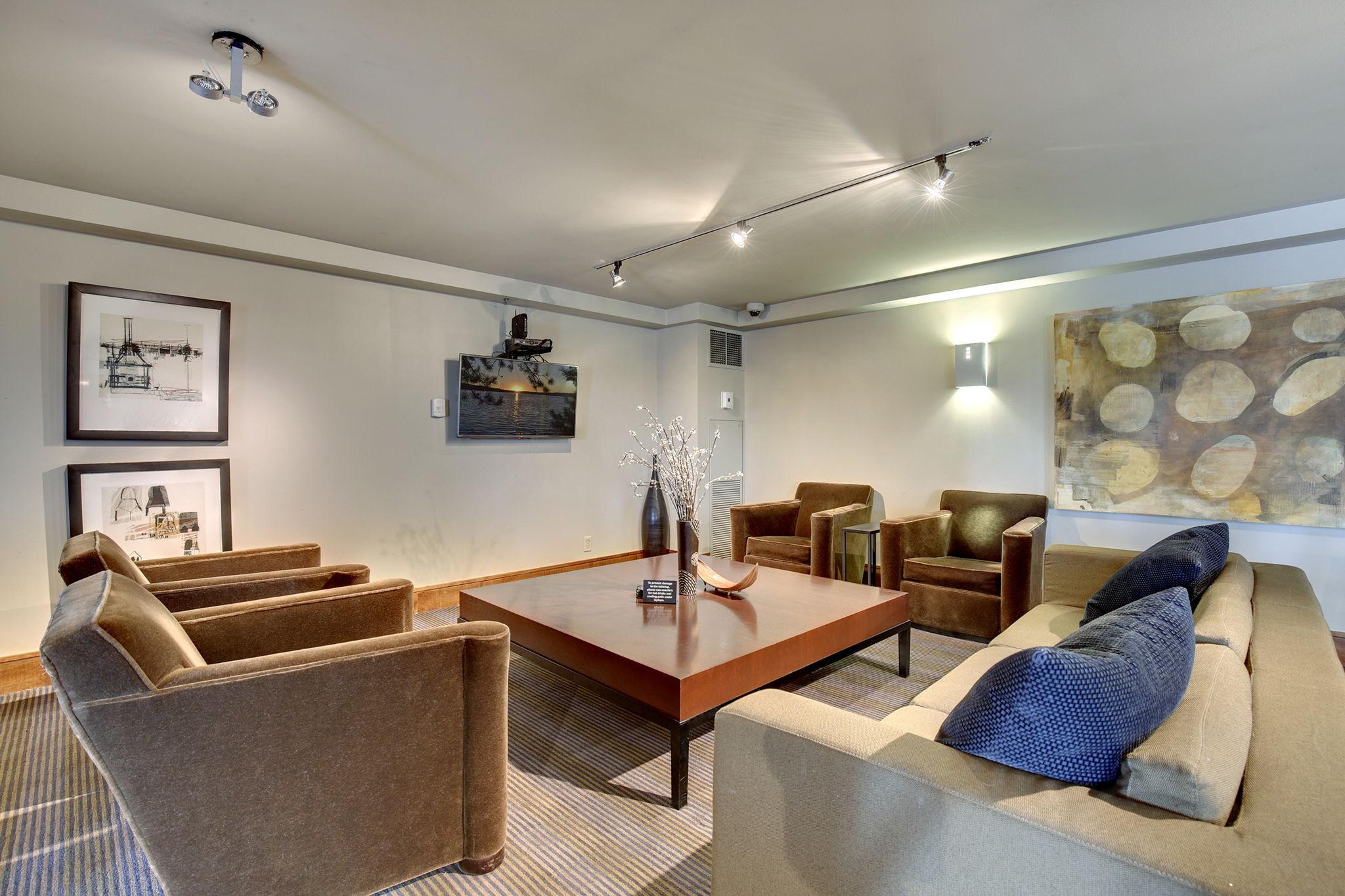 View of Residential at 401 1st Street #321, Minneapolis MN 55401, Minneapolis (46 of 67) - Mike Wilen | Minnesota Team Real Estate