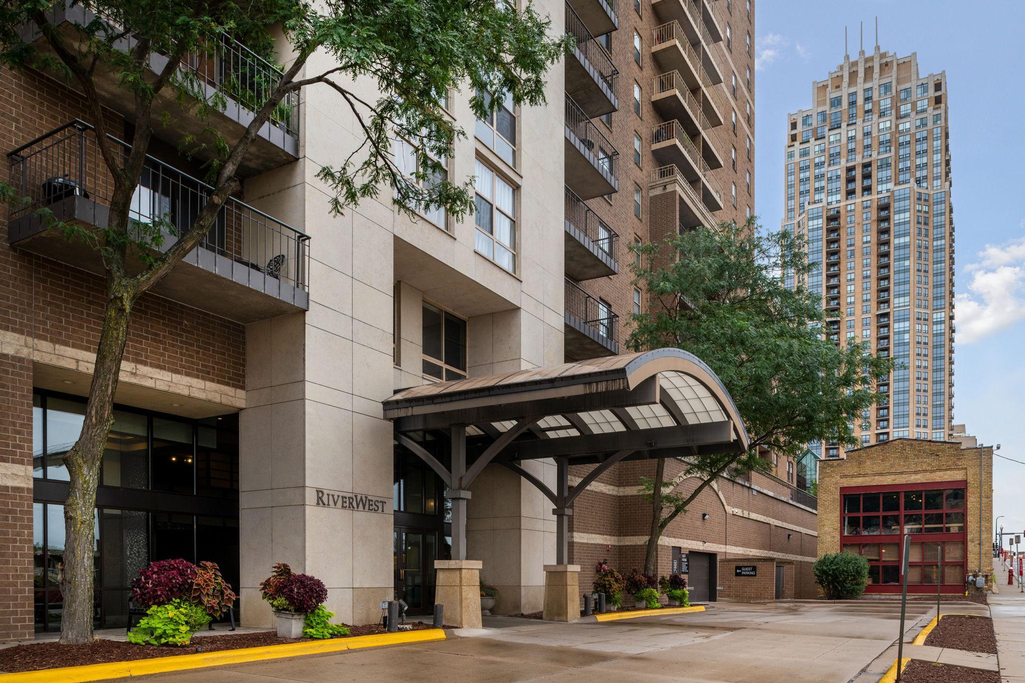 View of Residential at 401 1st Street #321, Minneapolis MN 55401, Minneapolis (28 of 67) - Mike Wilen | Minnesota Team Real Estate