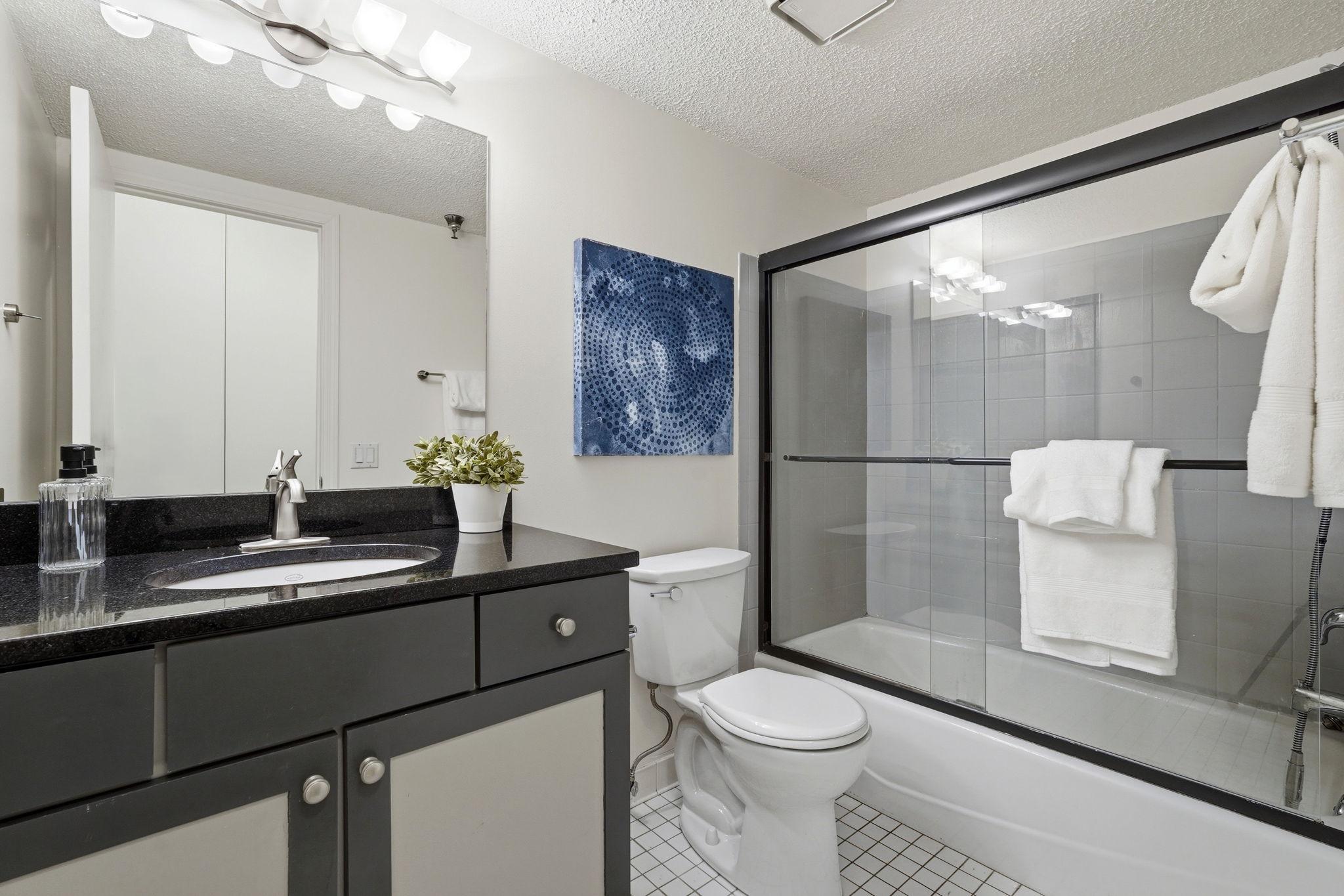 View of Residential at 401 1st Street #321, Minneapolis MN 55401, Minneapolis (23 of 67) - Mike Wilen | Minnesota Team Real Estate