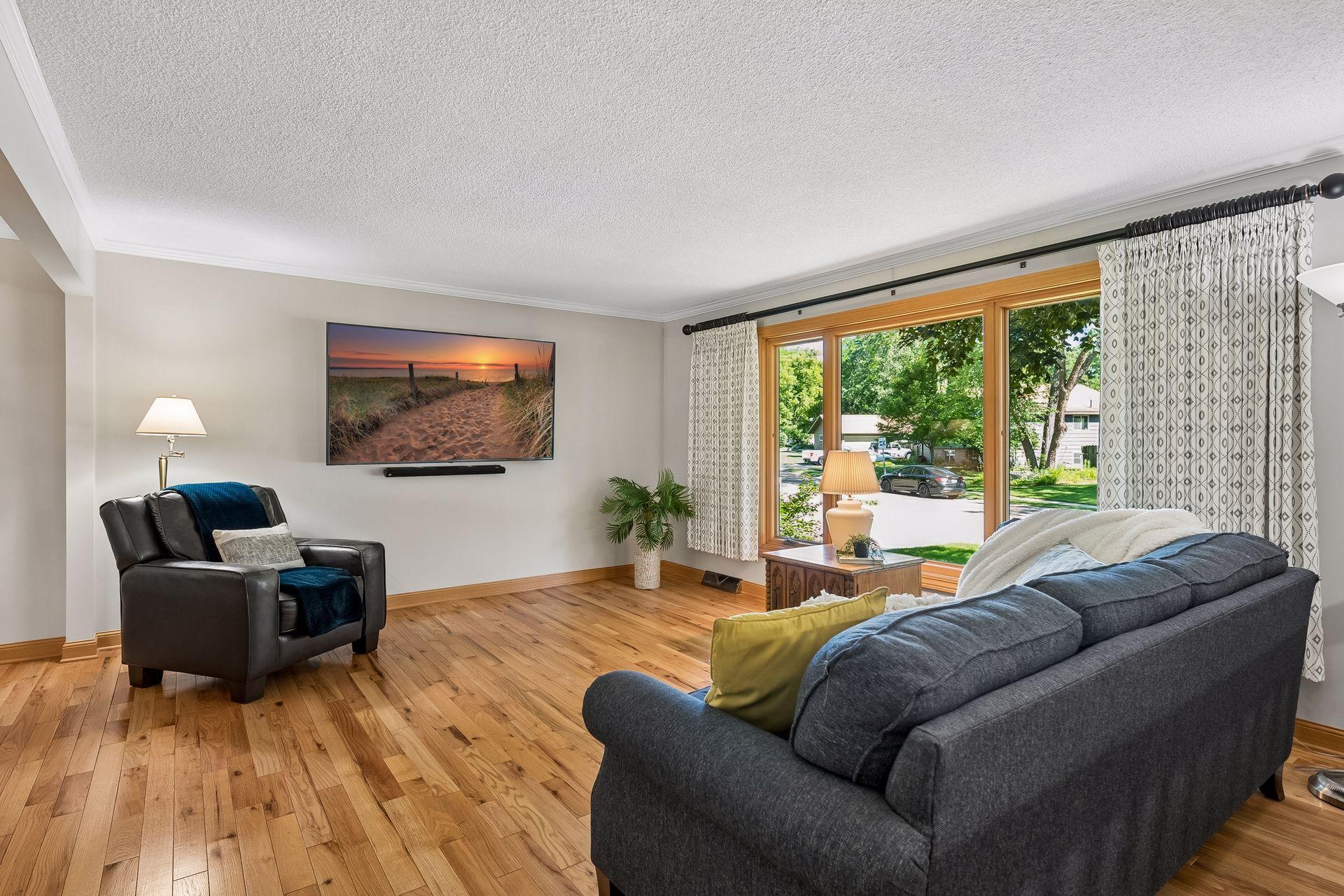 View of Residential at 13881 Holyoke Lane, Apple Valley MN 55124, Apple Valley (5 of 28) - Mike Wilen | Minnesota Team Real Estate