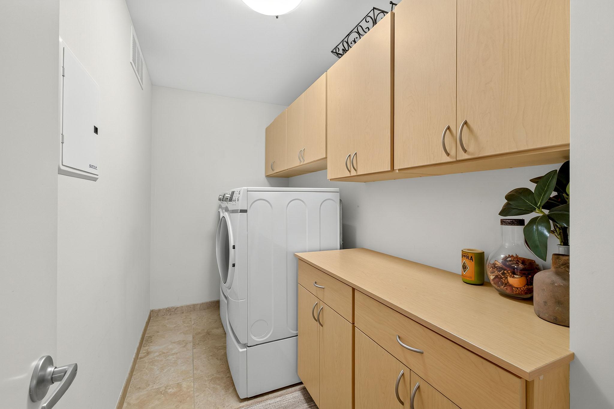 View of Residential at 215 10th Avenue #514, Minneapolis MN 55415, Minneapolis (42 of 59) - Mike Wilen | Minnesota Team Real Estate