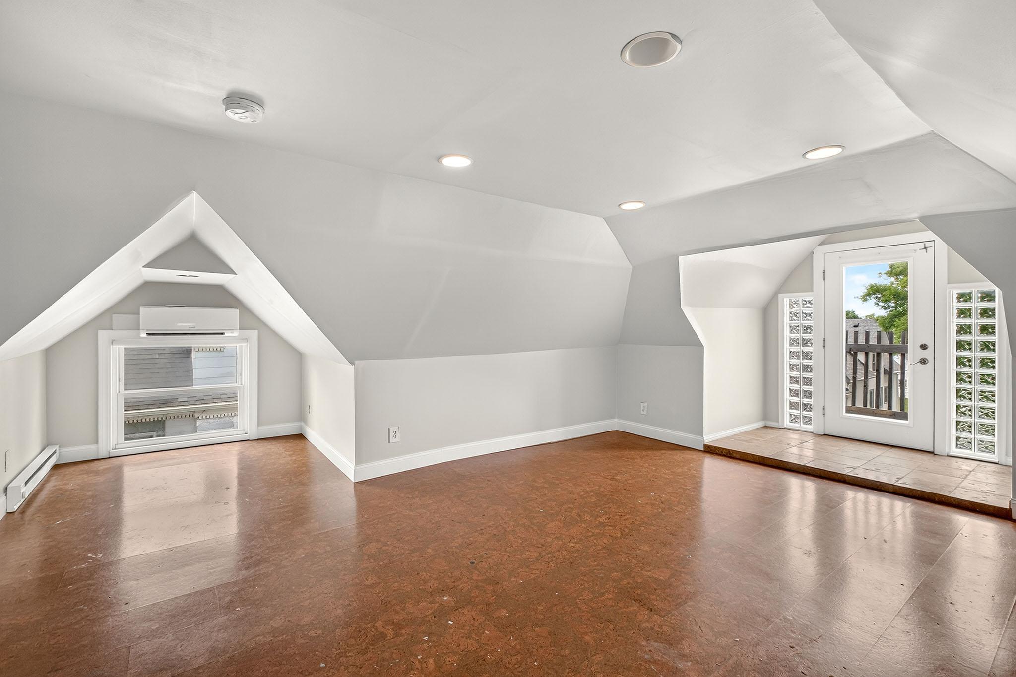 View of Residential Income at 1539 Washington Street, Minneapolis MN 55413, Minneapolis (21 of 26) - Mike Wilen | Minnesota Team Real Estate