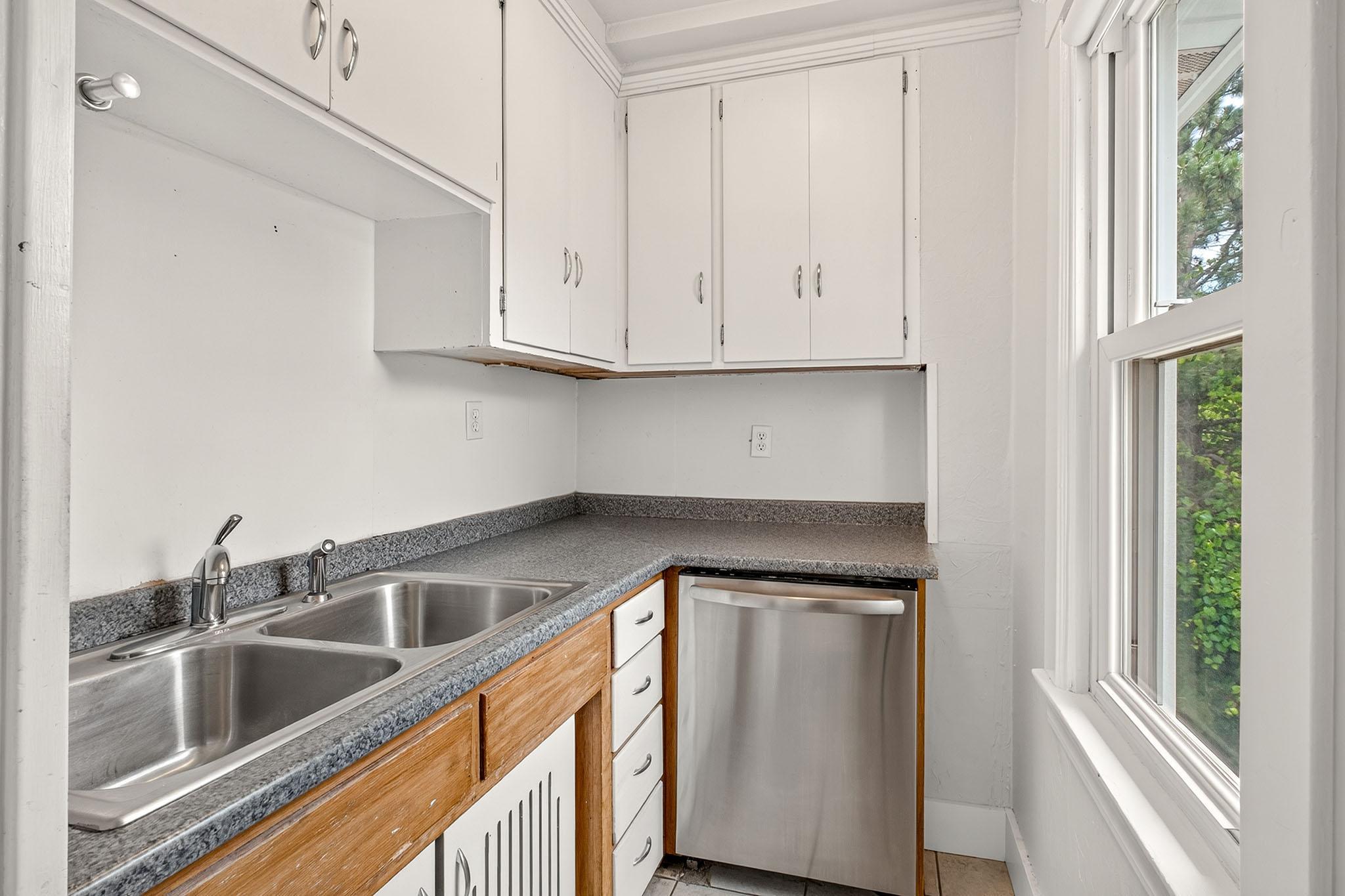 View of Residential Income at 1539 Washington Street, Minneapolis MN 55413, Minneapolis (16 of 26) - Mike Wilen | Minnesota Team Real Estate