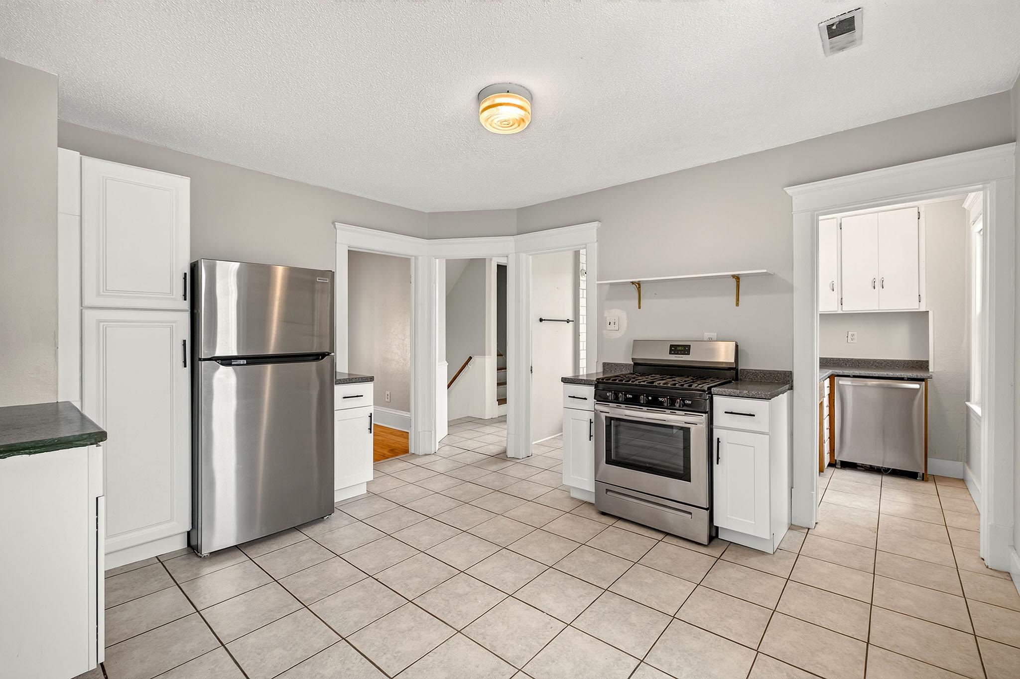 View of Residential Income at 1539 Washington Street, Minneapolis MN 55413, Minneapolis (15 of 26) - Mike Wilen | Minnesota Team Real Estate