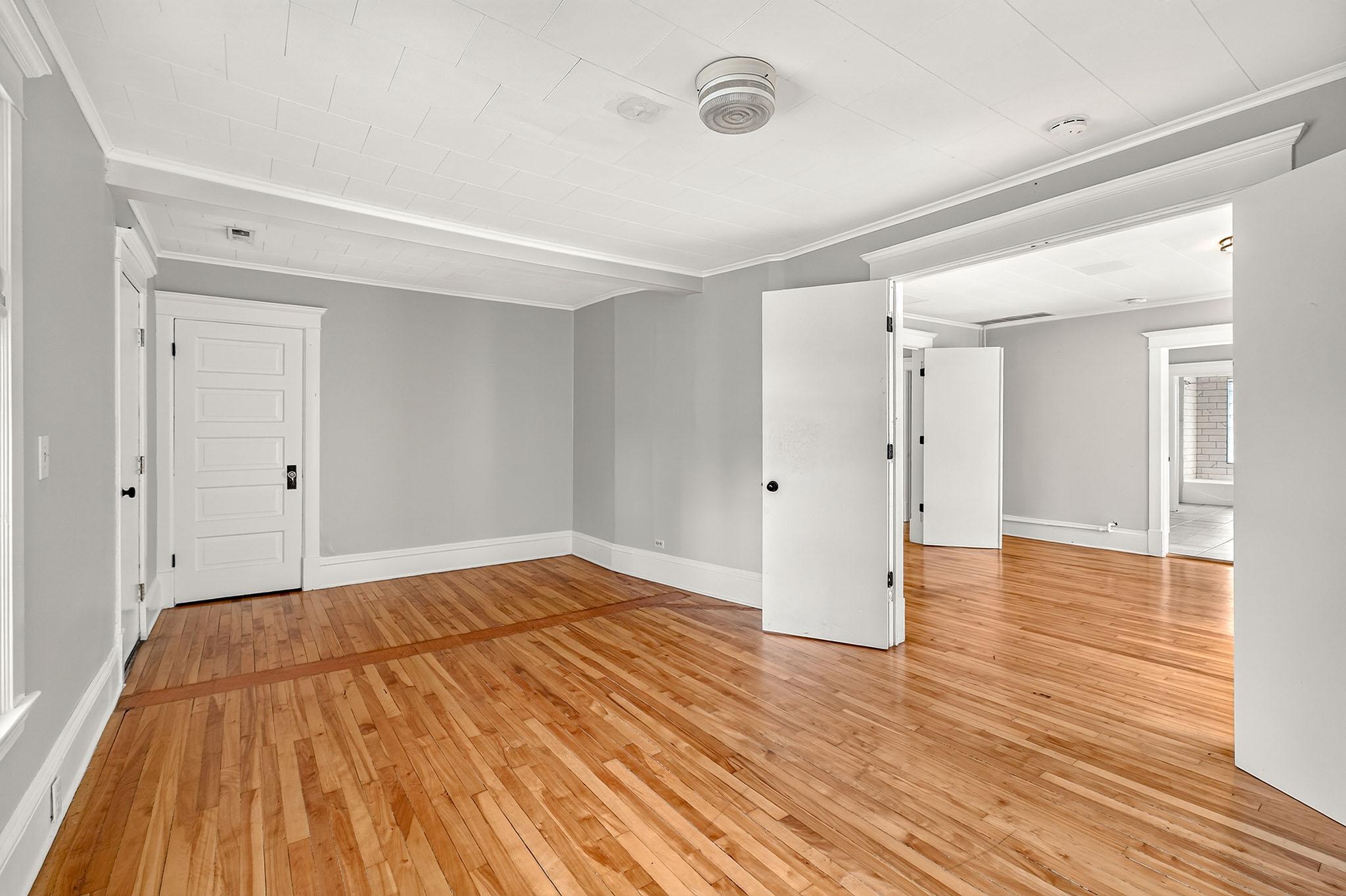 View of Residential Income at 1539 Washington Street, Minneapolis MN 55413, Minneapolis (4 of 26) - Mike Wilen | Minnesota Team Real Estate