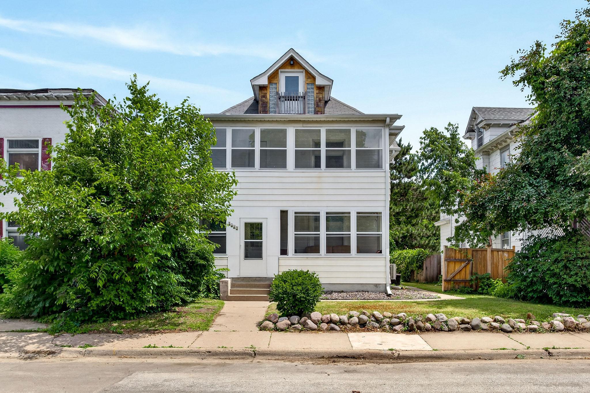 View of Duplex Up and Down at 1539 Washington Street, Minneapolis - Mike Wilen | Minnesota Team Real Estate
