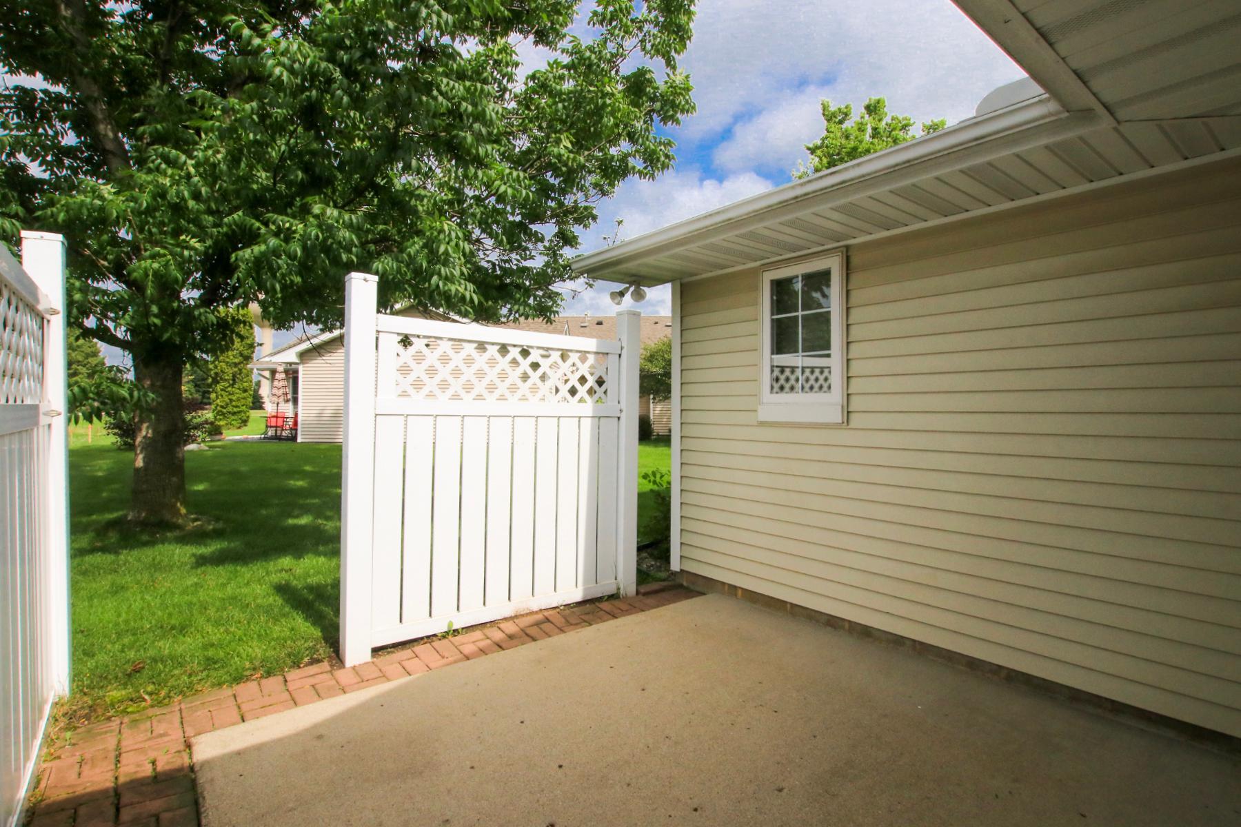 View of Residential at 820 Greensview Court, Hutchinson MN 55350, Hutchinson (24 of 28) - Mike Wilen | Minnesota Team Real Estate