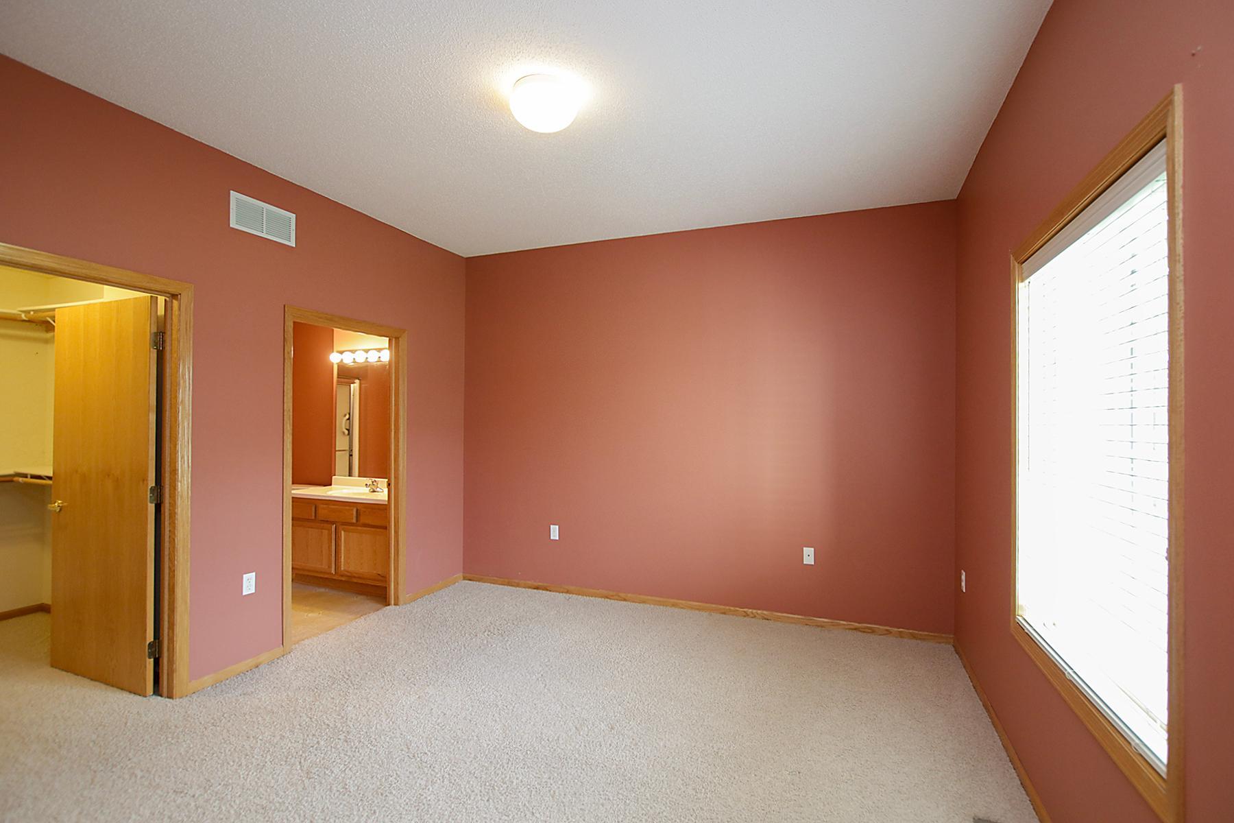 View of Residential at 820 Greensview Court, Hutchinson MN 55350, Hutchinson (15 of 28) - Mike Wilen | Minnesota Team Real Estate