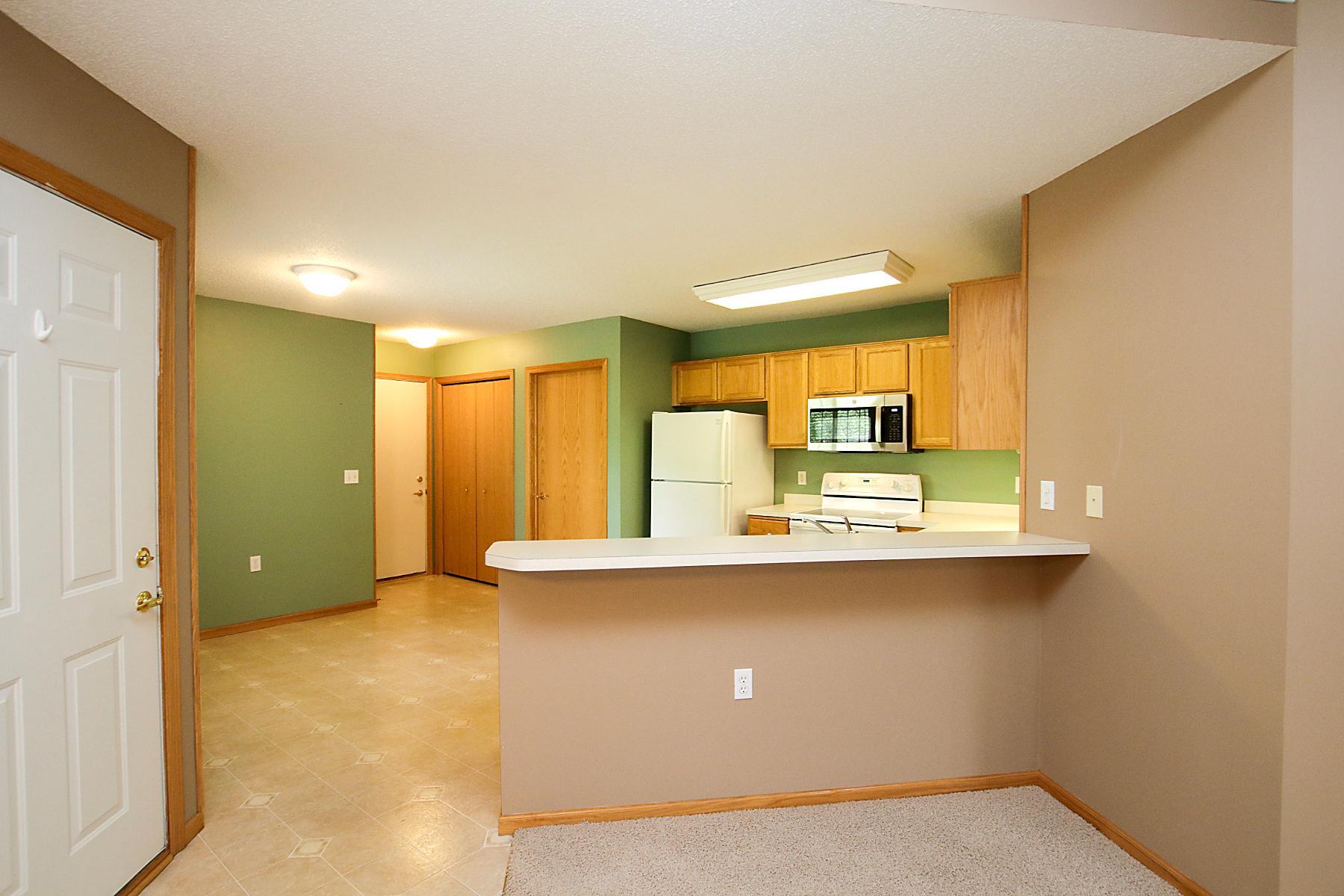View of Residential at 820 Greensview Court, Hutchinson MN 55350, Hutchinson (11 of 28) - Mike Wilen | Minnesota Team Real Estate