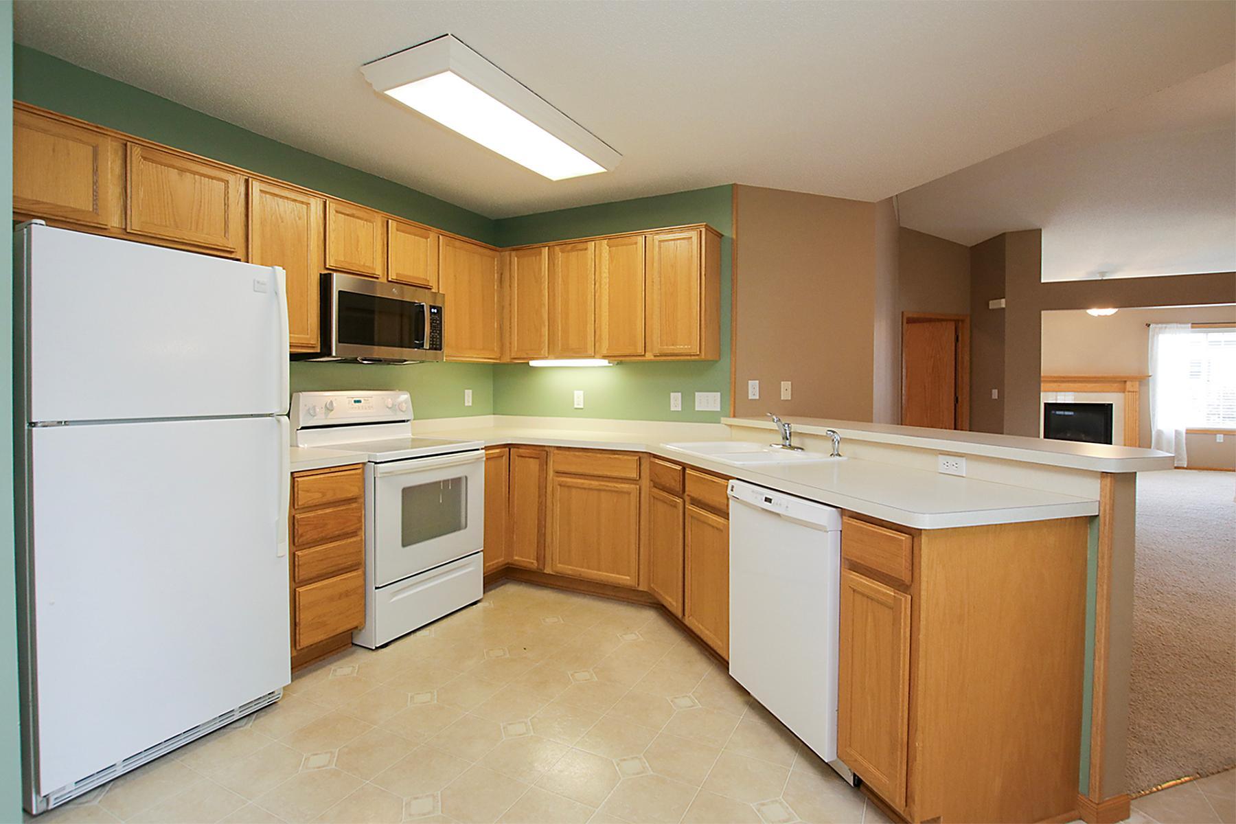 View of Residential at 820 Greensview Court, Hutchinson MN 55350, Hutchinson (10 of 28) - Mike Wilen | Minnesota Team Real Estate