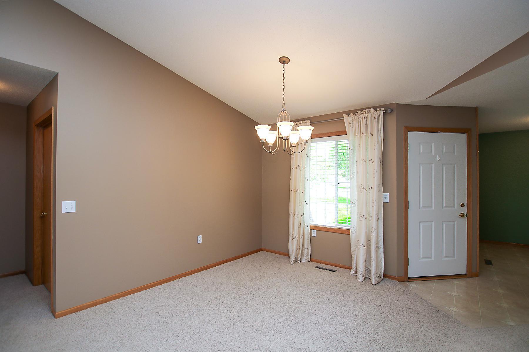 View of Residential at 820 Greensview Court, Hutchinson MN 55350, Hutchinson (8 of 28) - Mike Wilen | Minnesota Team Real Estate