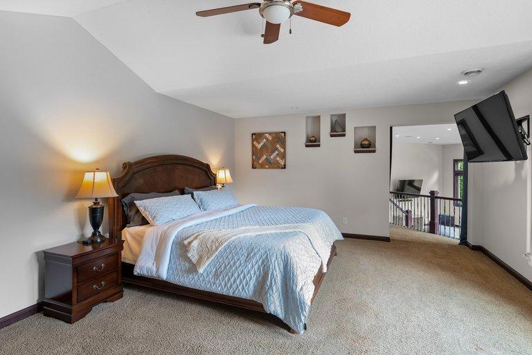View of Residential at 14708 Woodhaven Road, Minnetonka MN 55345, Minnetonka (45 of 91) - Mike Wilen | Minnesota Team Real Estate