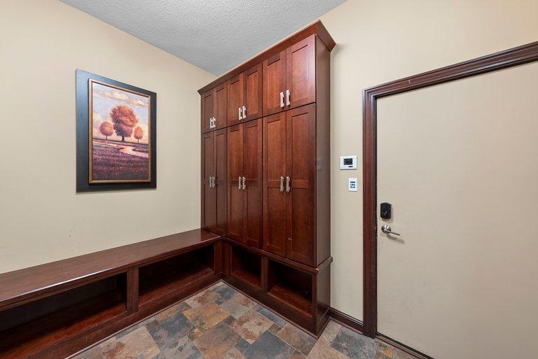 View of Residential at 14708 Woodhaven Road, Minnetonka MN 55345, Minnetonka (27 of 91) - Mike Wilen | Minnesota Team Real Estate