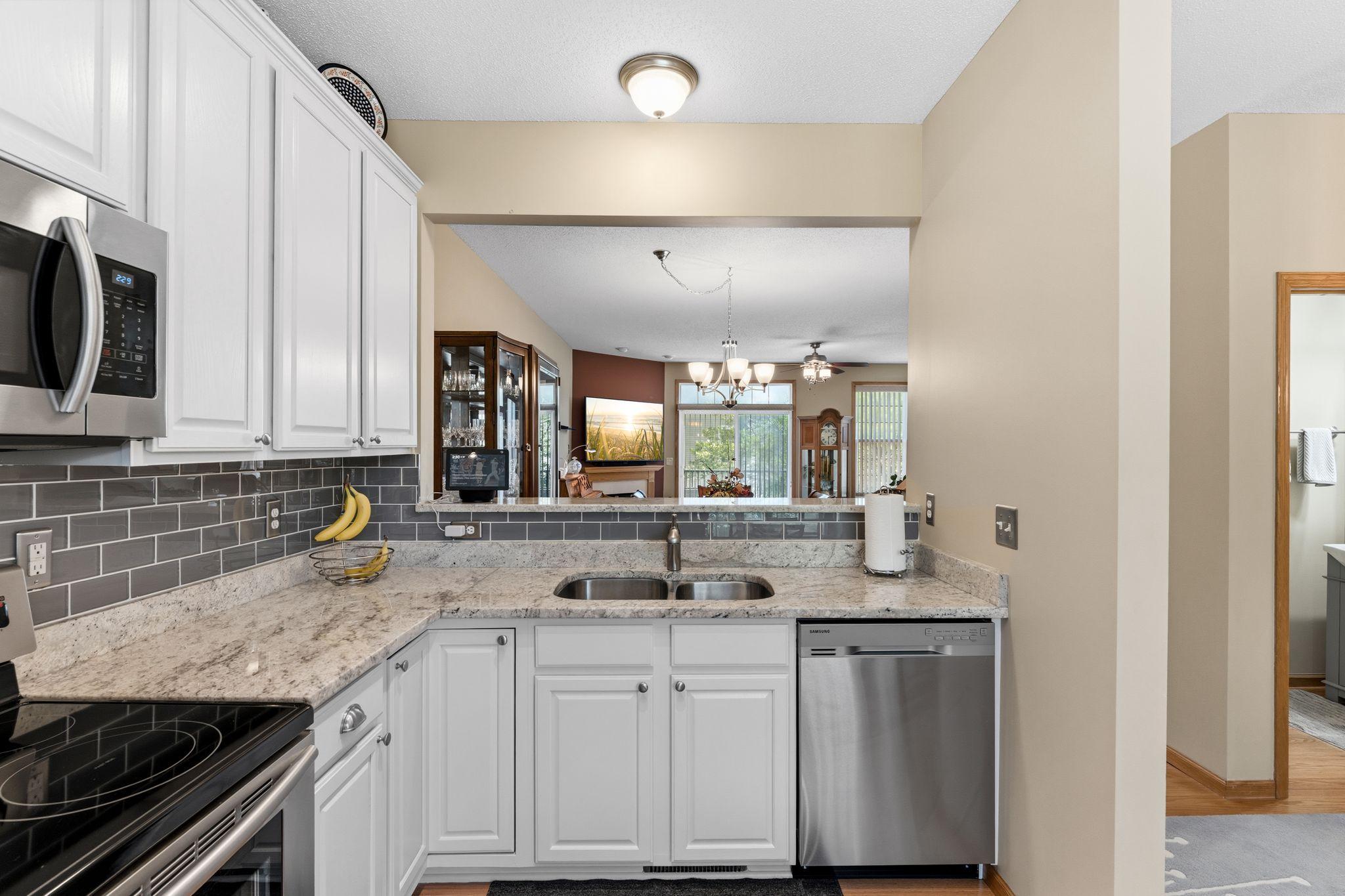 View of Residential at 6738 158th Street, Apple Valley MN 55124, Apple Valley (7 of 30) - Mike Wilen | Minnesota Team Real Estate
