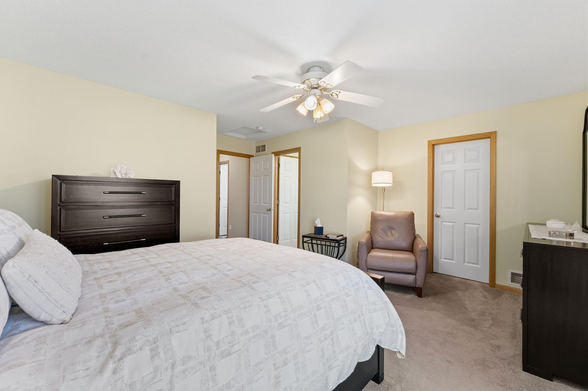 View of Residential at 6738 158th Street, Apple Valley MN 55124, Apple Valley (22 of 30) - Mike Wilen | Minnesota Team Real Estate