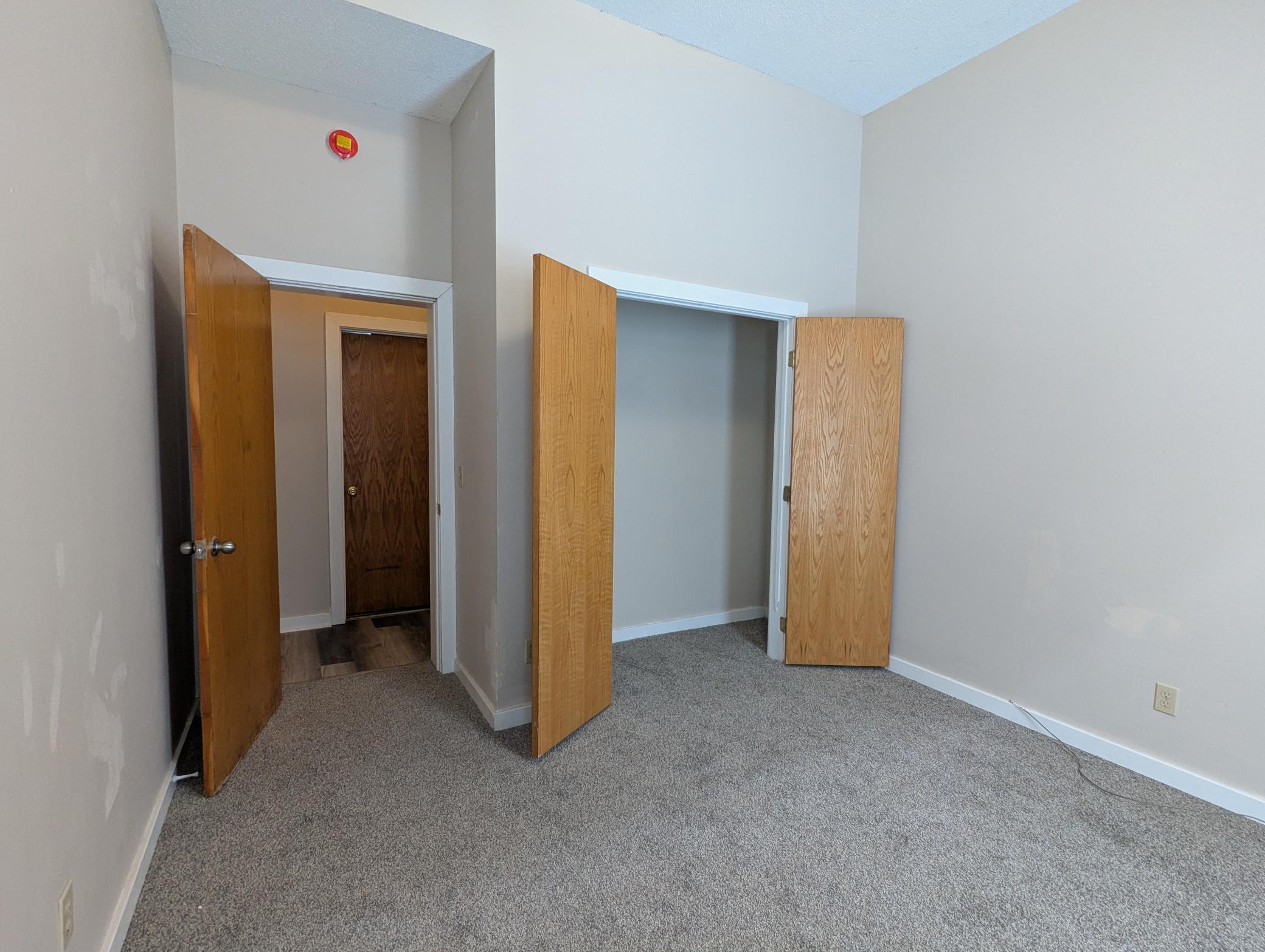 View of Residential Income at 2106 Elliot Avenue, Minneapolis MN 55404, Minneapolis (18 of 67) - Mike Wilen | Minnesota Team Real Estate