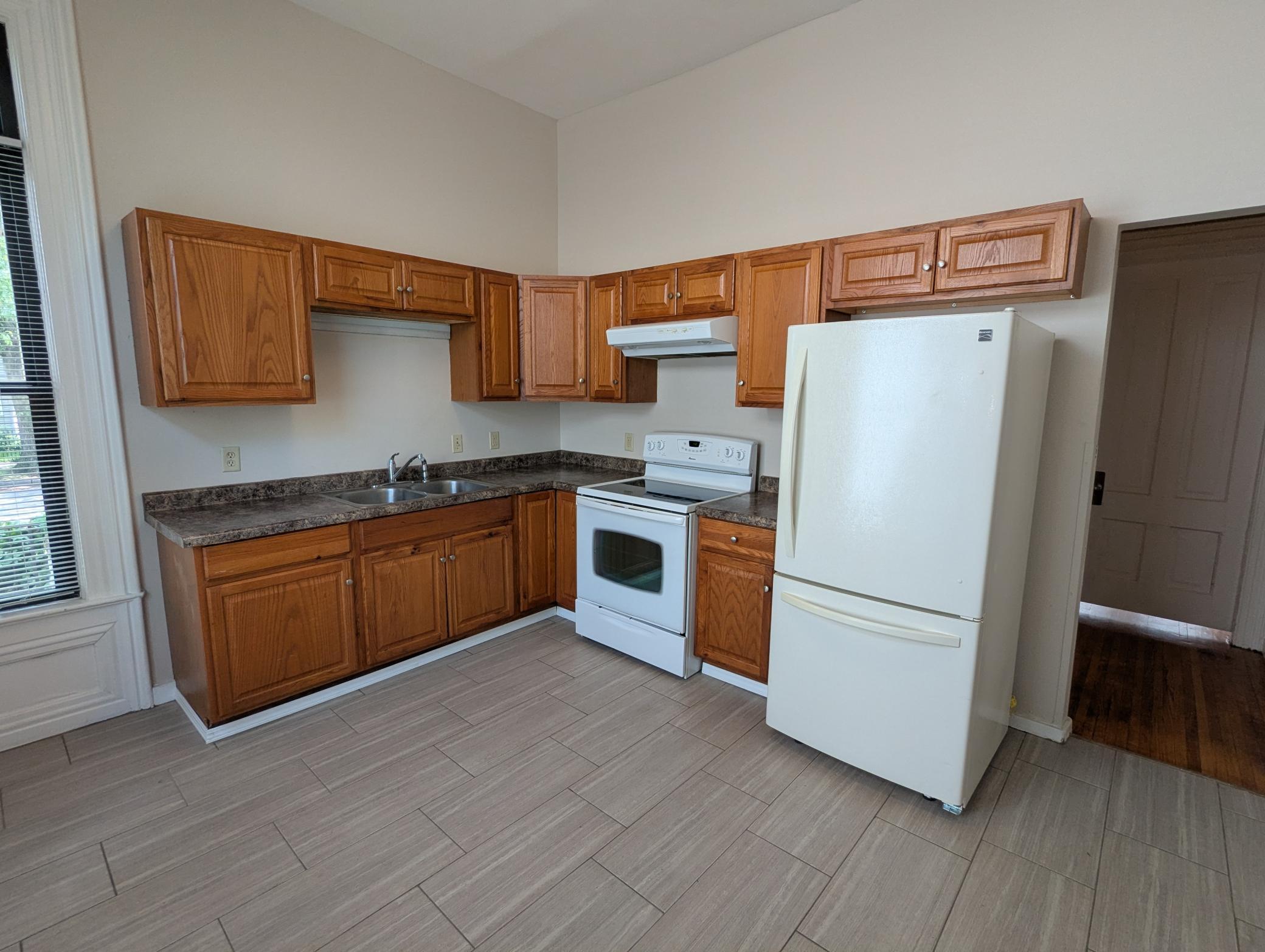 View of Residential Income at 2106 Elliot Avenue, Minneapolis MN 55404, Minneapolis (10 of 67) - Mike Wilen | Minnesota Team Real Estate
