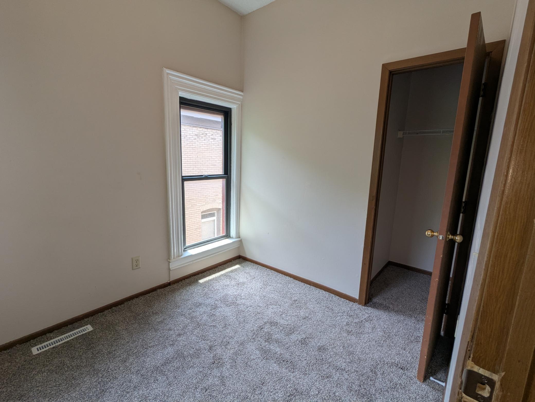 View of Residential Income at 2106 Elliot Avenue, Minneapolis MN 55404, Minneapolis (31 of 67) - Mike Wilen | Minnesota Team Real Estate