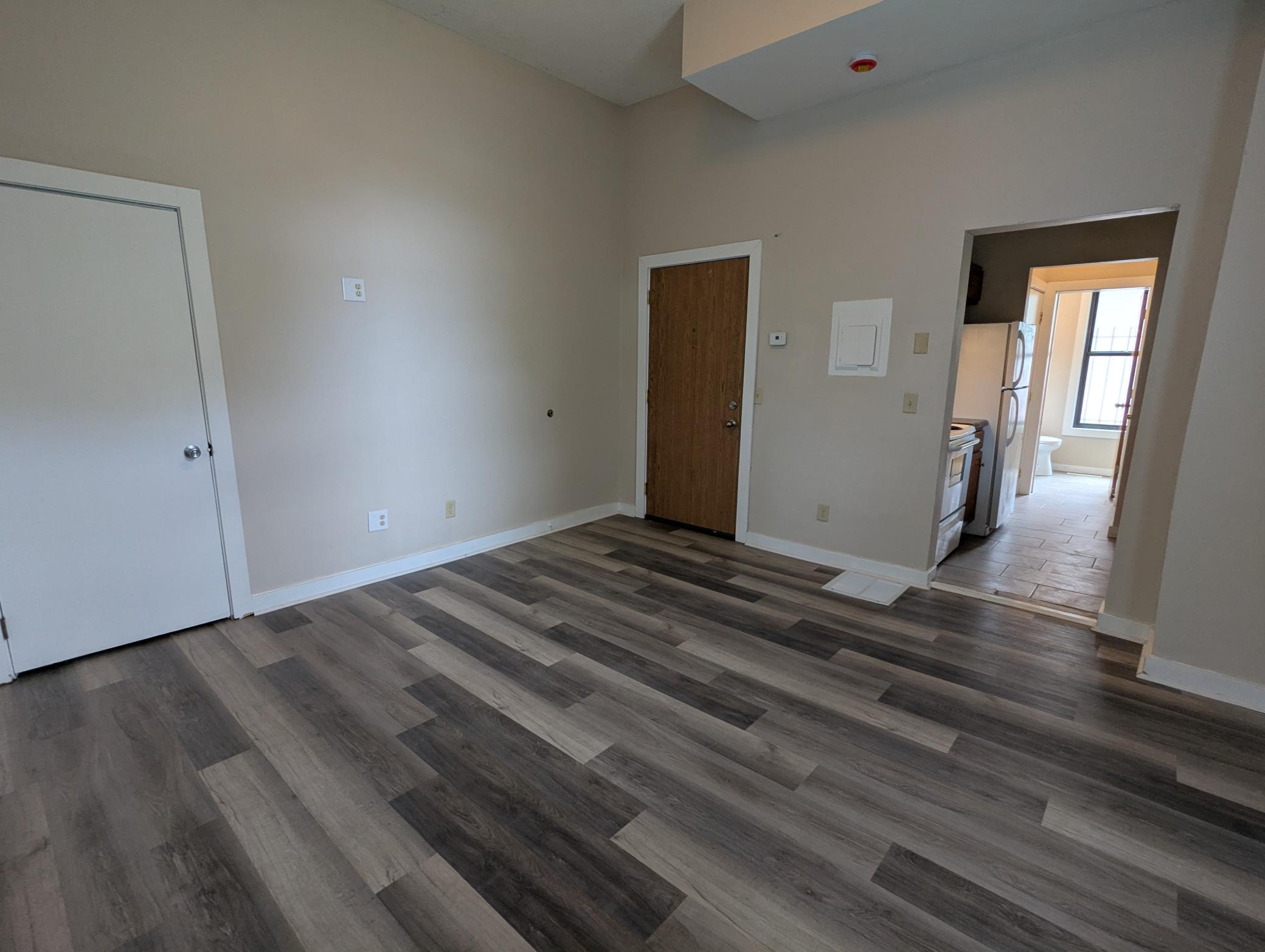 View of Residential Income at 2106 Elliot Avenue, Minneapolis MN 55404, Minneapolis (47 of 67) - Mike Wilen | Minnesota Team Real Estate