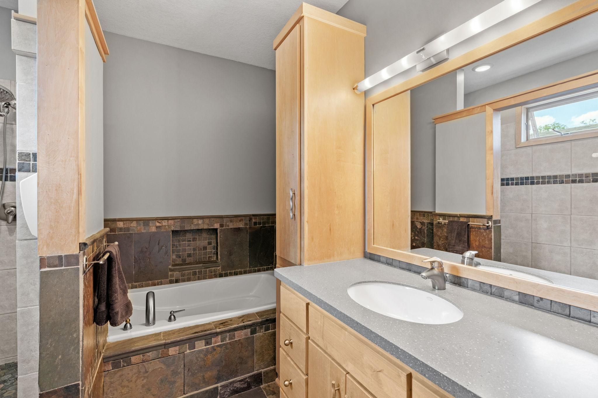 View of Residential at 4725 36th Avenue, Minneapolis MN 55406, Minneapolis (29 of 69) - Mike Wilen | Minnesota Team Real Estate