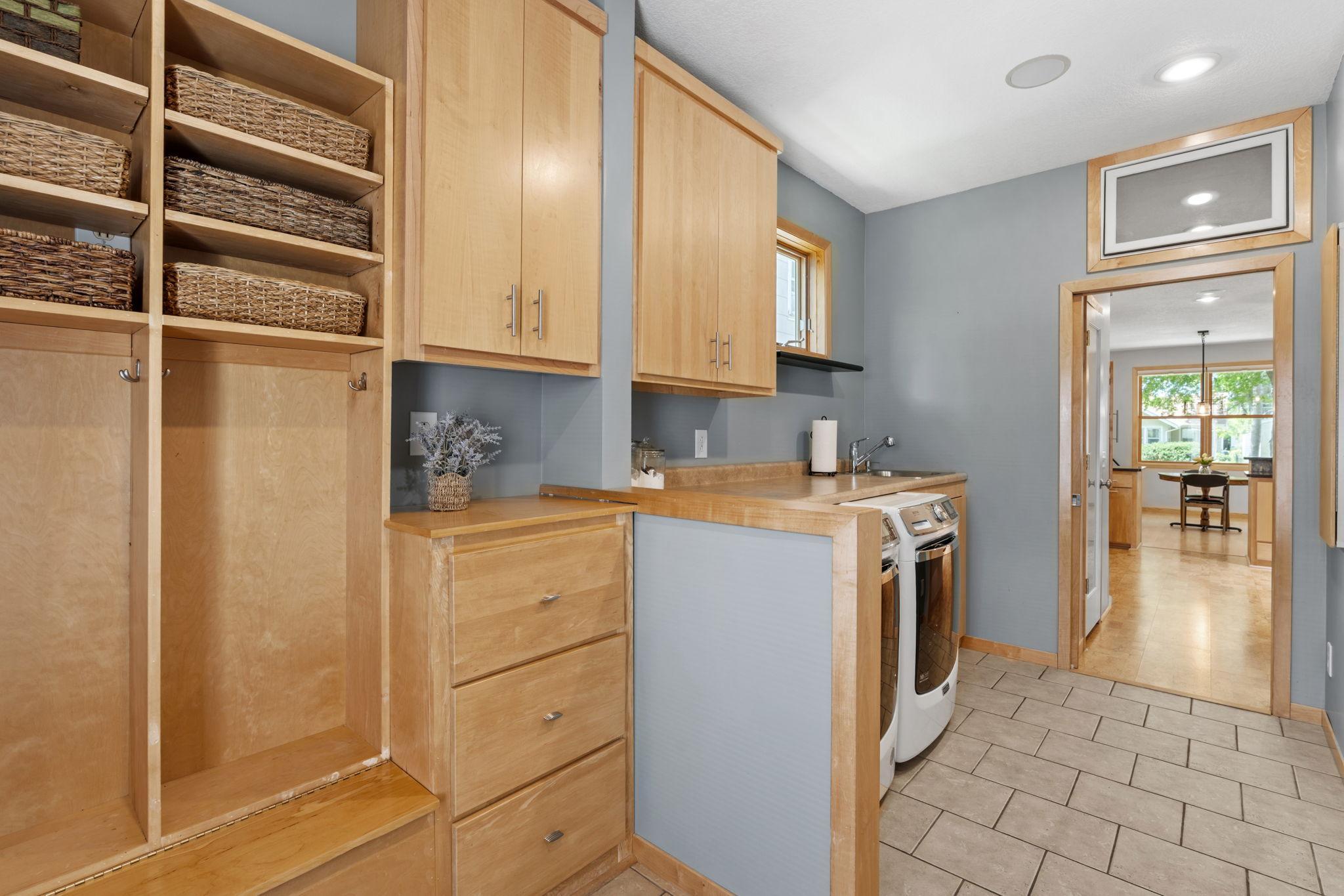 View of Residential at 4725 36th Avenue, Minneapolis MN 55406, Minneapolis (12 of 69) - Mike Wilen | Minnesota Team Real Estate