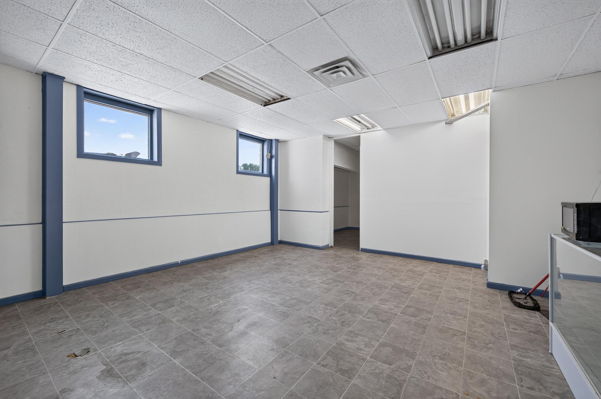View of Commercial Sale at 130 Litchfield Street, Saint Paul MN 55117, Saint Paul (13 of 40) - Mike Wilen | Minnesota Team Real Estate