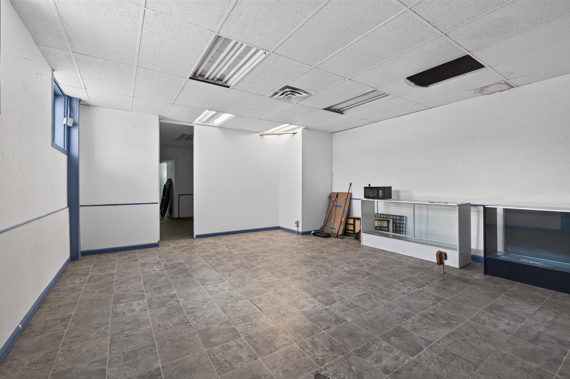 View of Commercial Sale at 130 Litchfield Street, Saint Paul MN 55117, Saint Paul (9 of 40) - Mike Wilen | Minnesota Team Real Estate