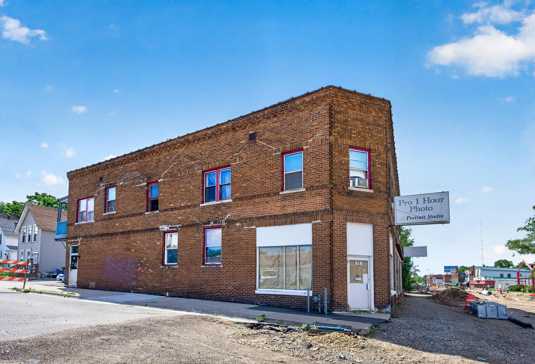 View of Commercial Sale at 130 Litchfield Street, Saint Paul MN 55117, Saint Paul (2 of 40) - Mike Wilen | Minnesota Team Real Estate