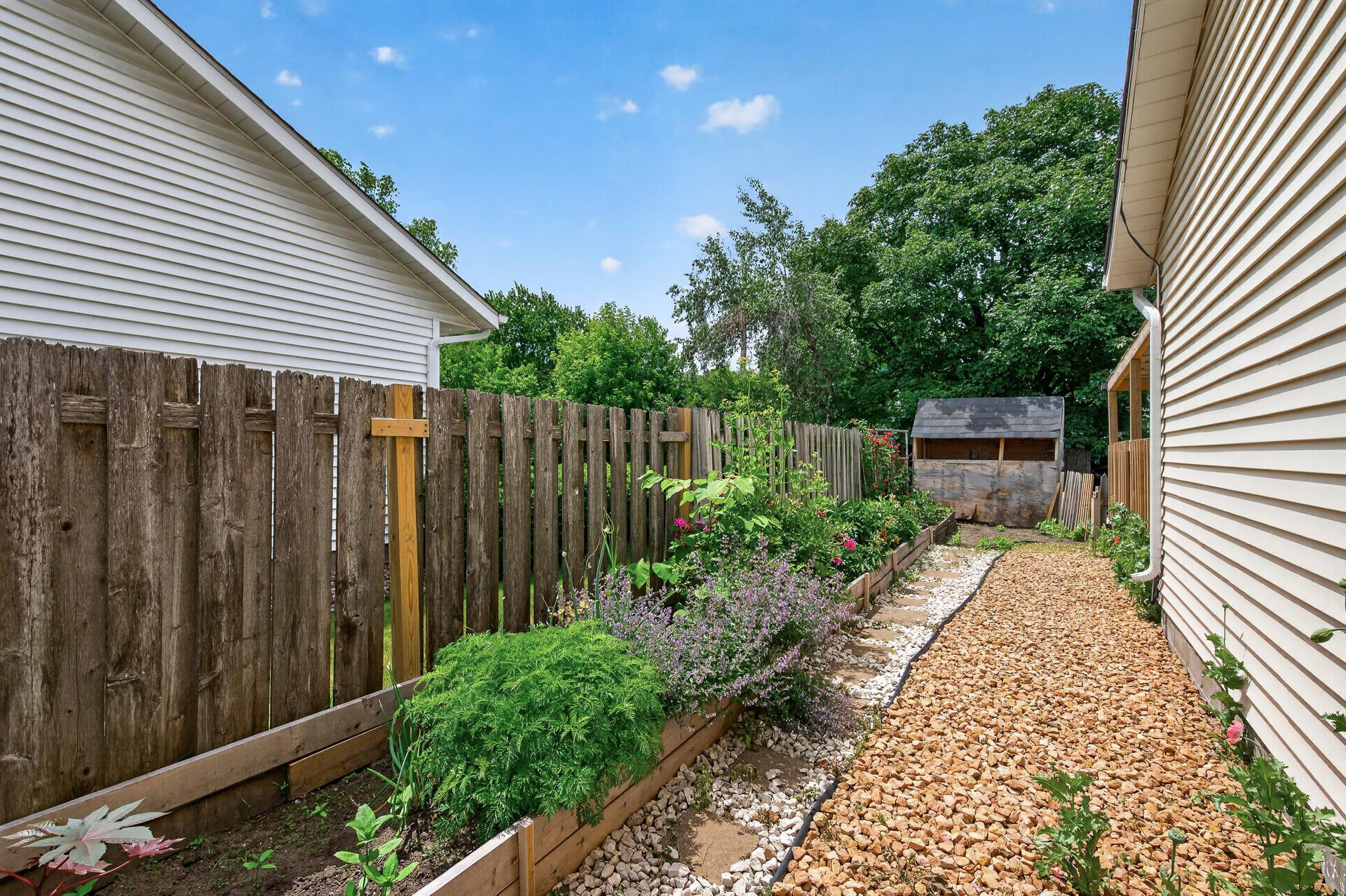 View of Residential at 6709 Brunswick Avenue, Brooklyn Park MN 55429, Brooklyn Park (46 of 48) - Mike Wilen | Minnesota Team Real Estate