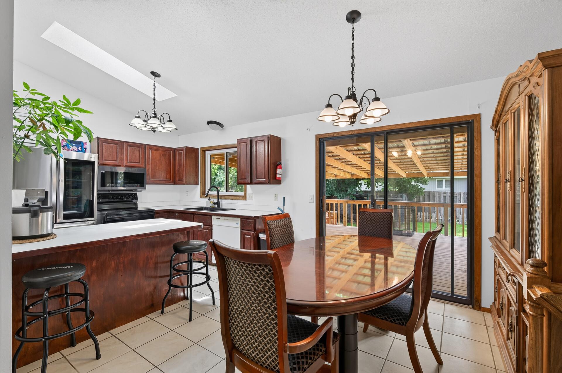 View of Residential at 6709 Brunswick Avenue, Brooklyn Park MN 55429, Brooklyn Park (11 of 48) - Mike Wilen | Minnesota Team Real Estate